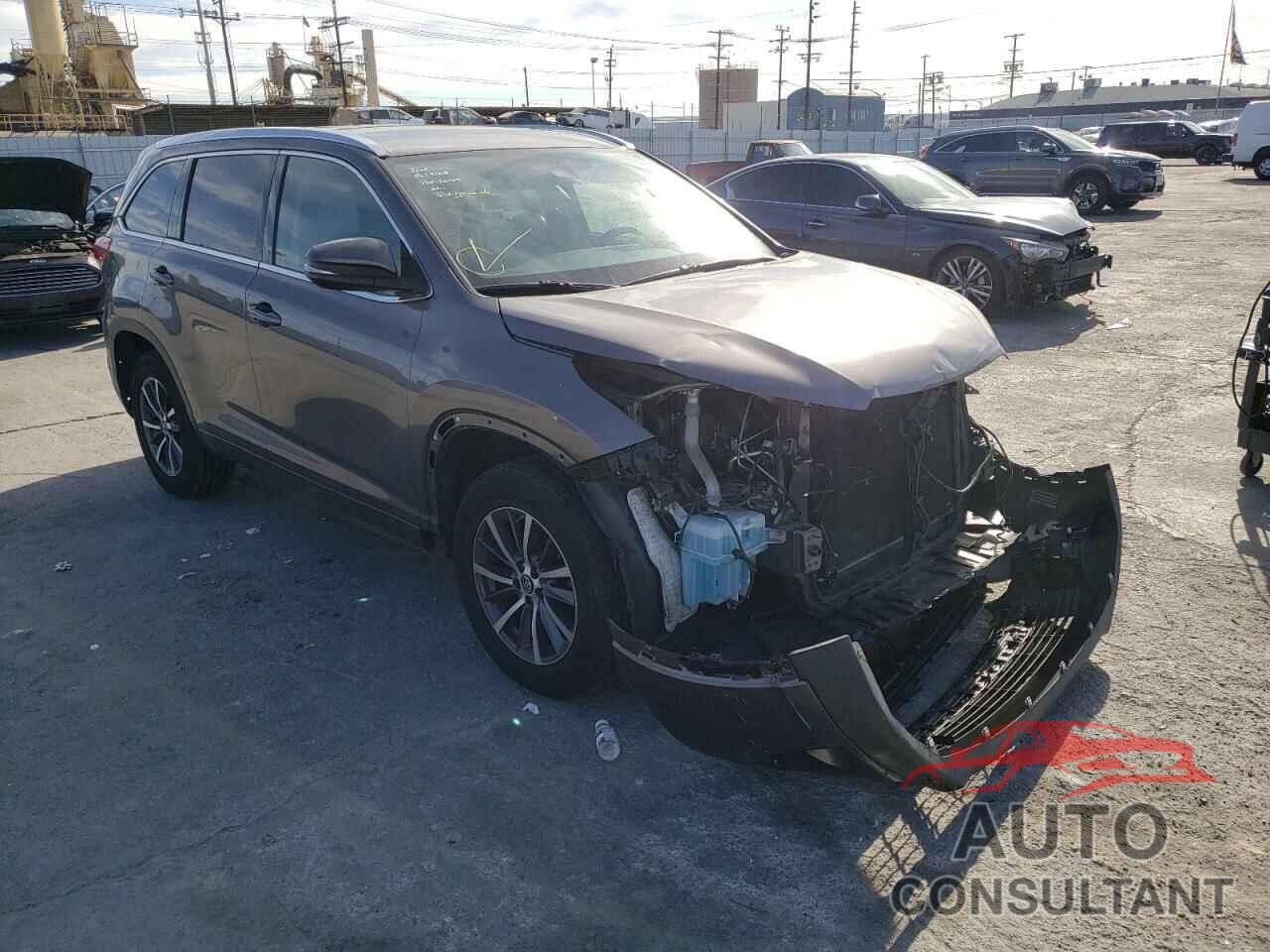 TOYOTA HIGHLANDER 2017 - 5TDKZRFH8HS510881