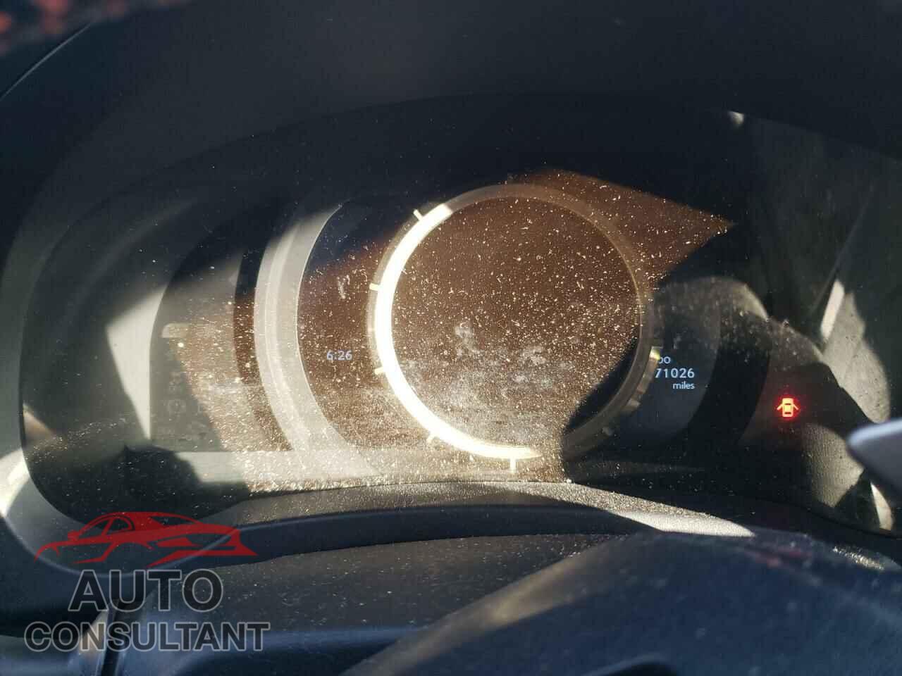 LEXUS IS 2017 - JTHBA1D26H5039891