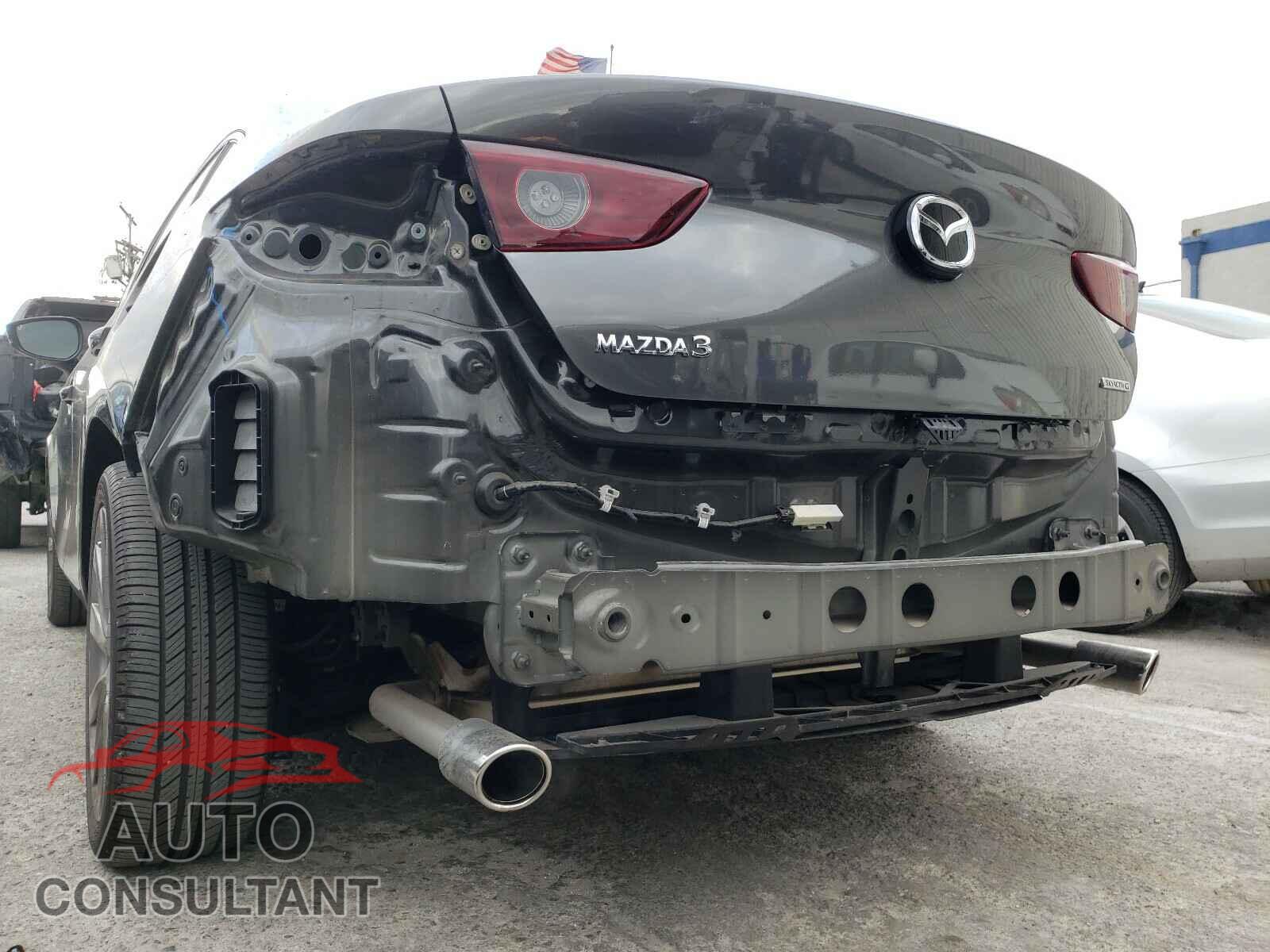MAZDA 3 2019 - JM1BPACL9K1108419