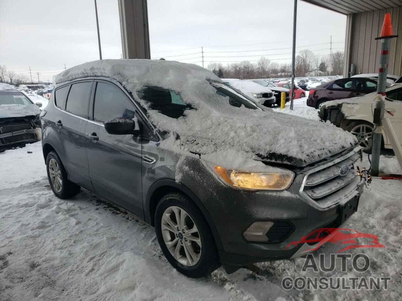 FORD ESCAPE 2017 - 1FMCU0GD5HUA56154