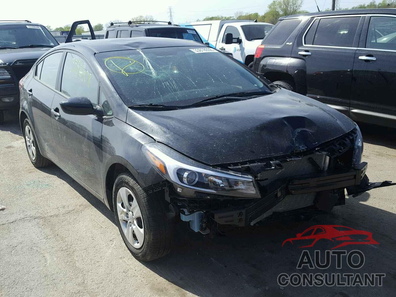 KIA FORTE 2018 - 3KPFK4A72JE210230