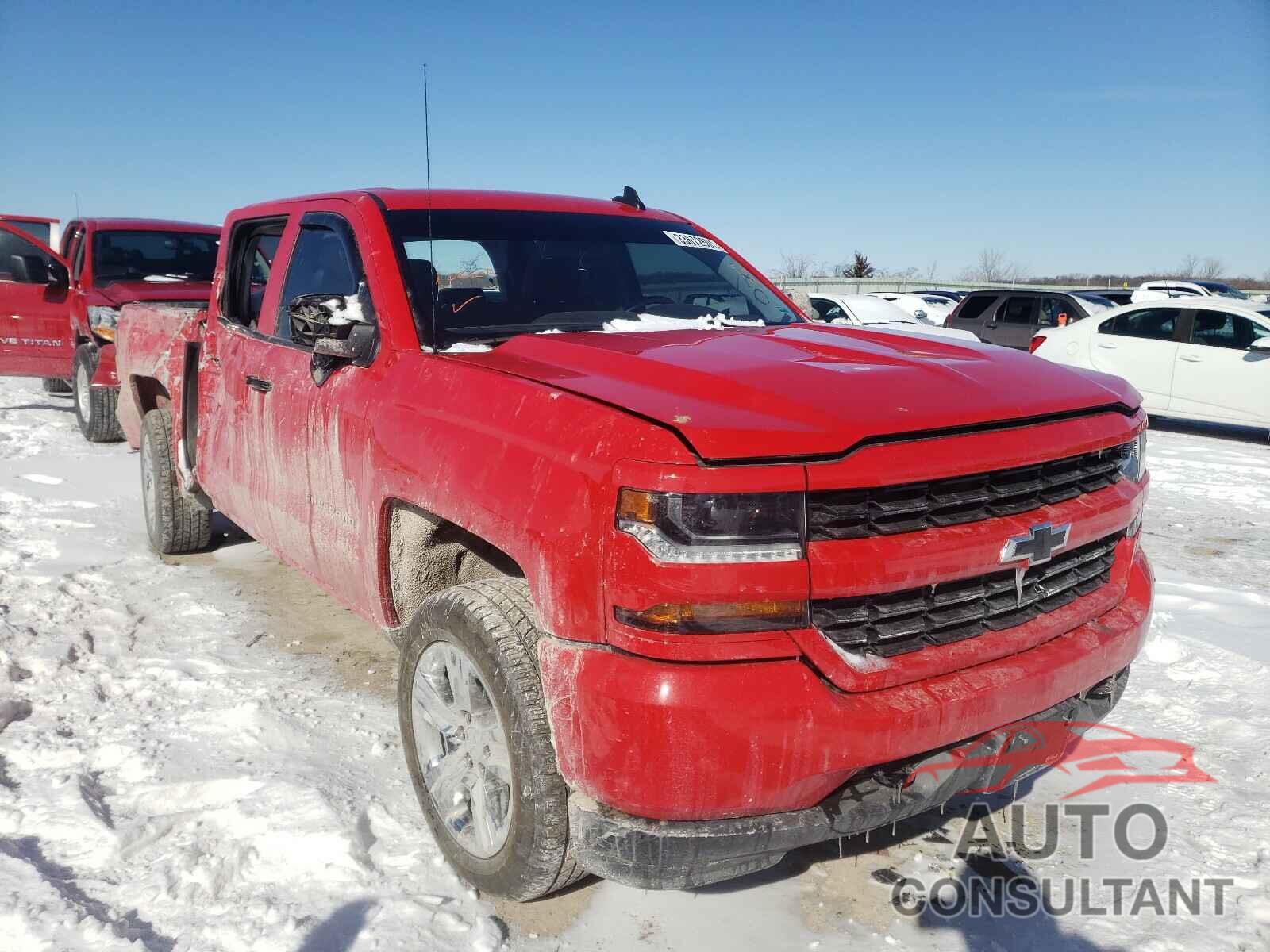 CHEVROLET SILVERADO 2018 - JN8AT2MV2HW267652