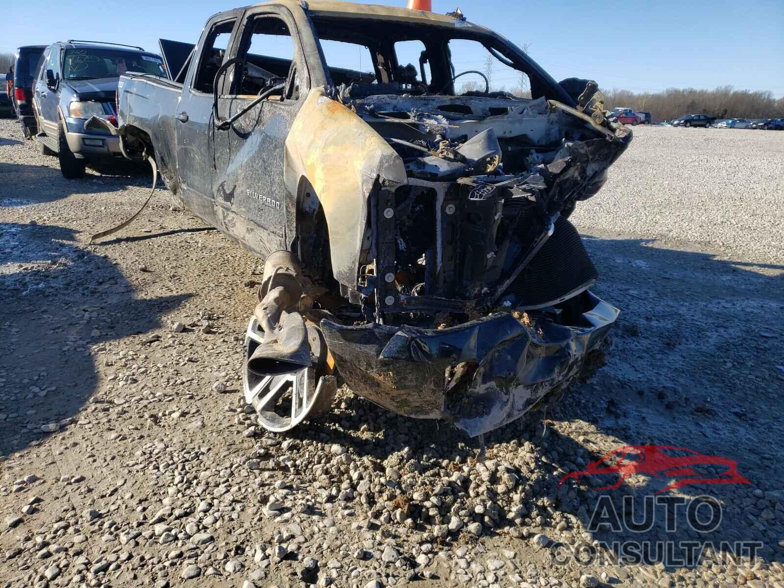 CHEVROLET SILVERADO 2017 - 1GCVKREC5HZ182129