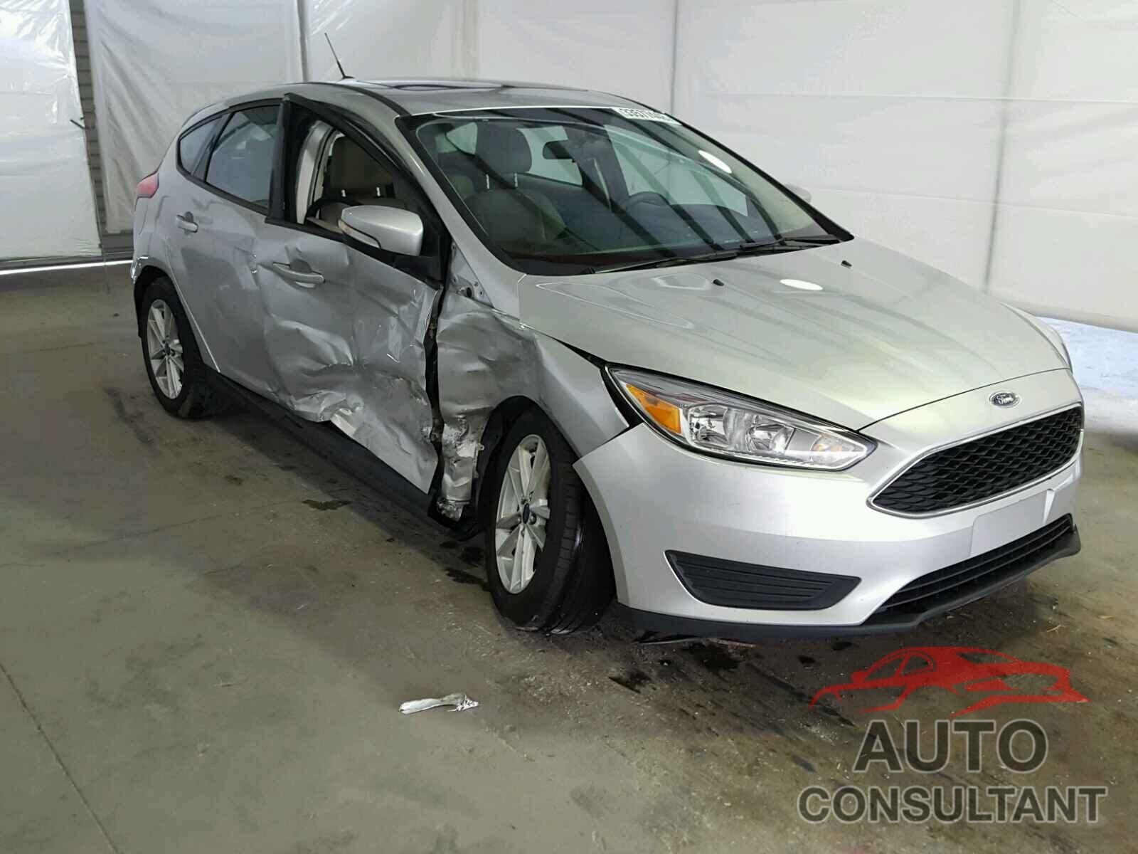 FORD FOCUS 2015 - 1FADP3K21FL291733