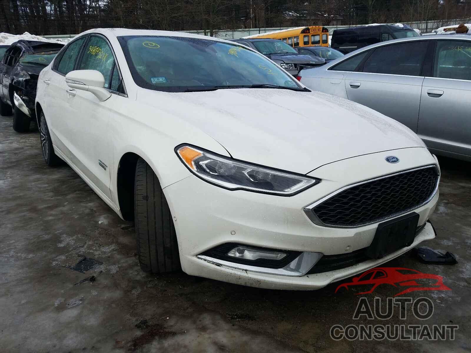 FORD FUSION 2017 - 3FA6P0SU0HR410207