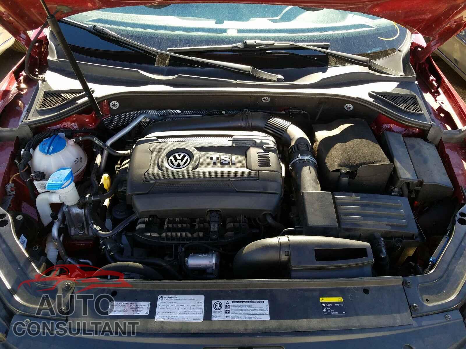 VOLKSWAGEN PASSAT 2017 - 1VWAT7A33HC004774
