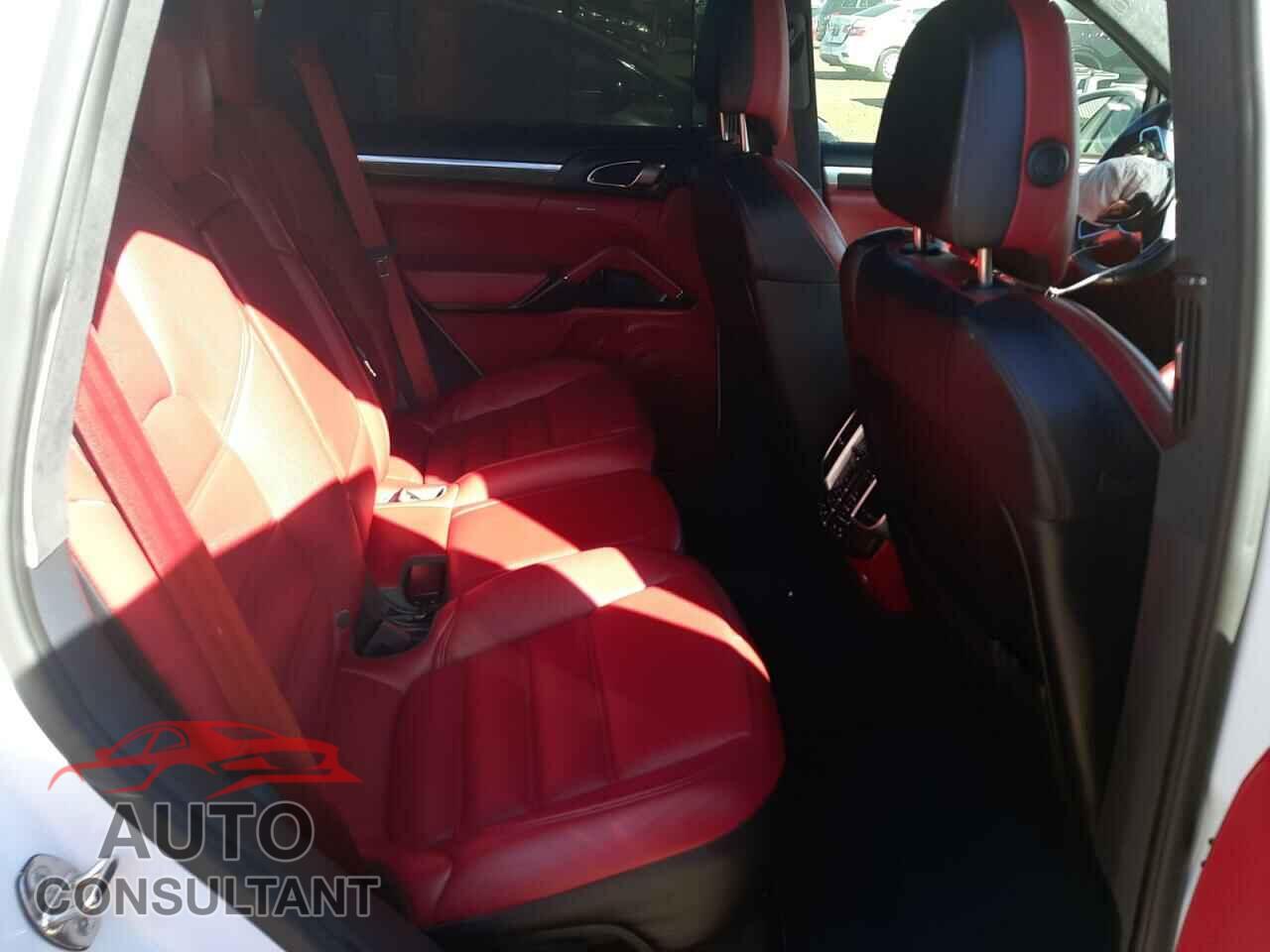PORSCHE CAYENNE 2016 - WP1AD2A21GLA73521