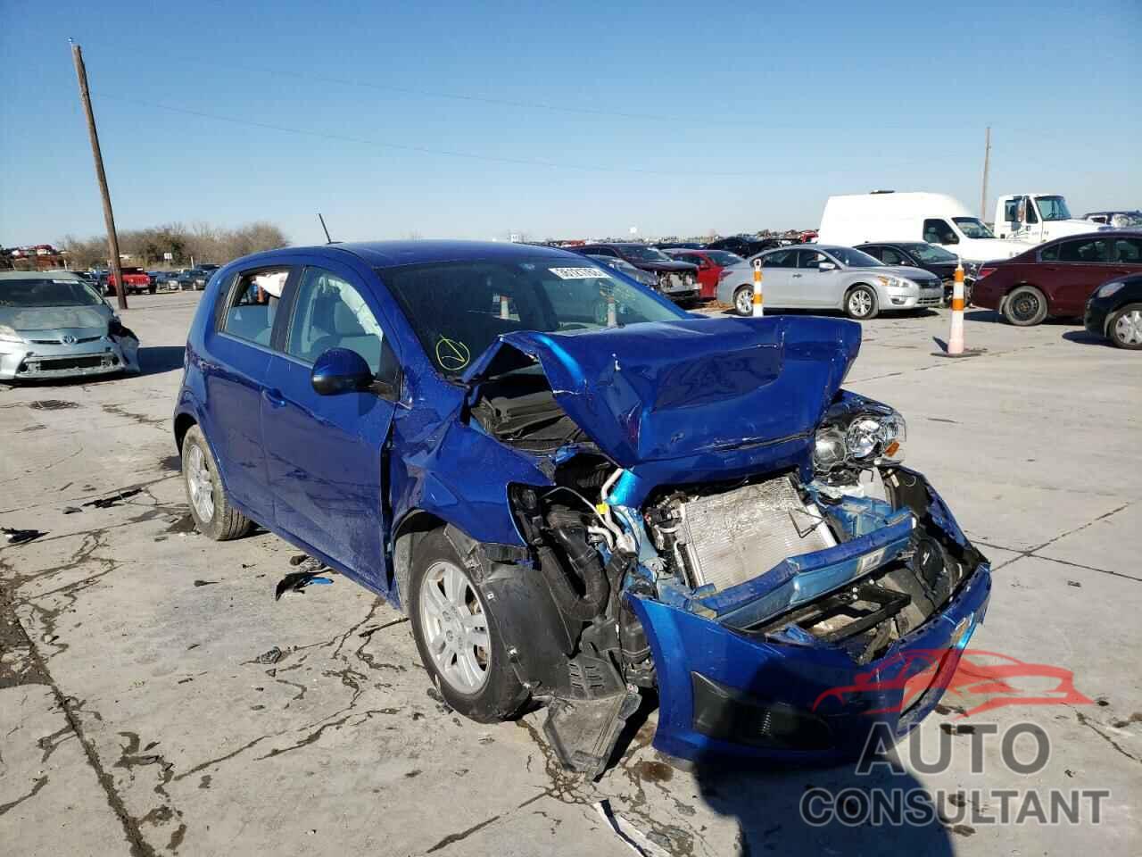 CHEVROLET SONIC 2016 - 1G1JC6SH1G4144685