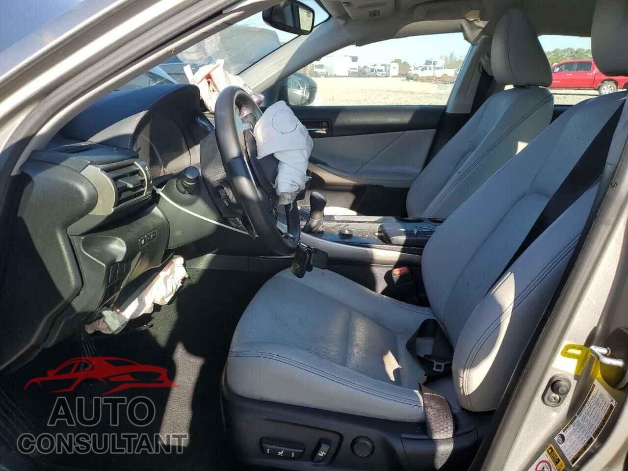 LEXUS IS 2015 - JTHBF1D21F5053373