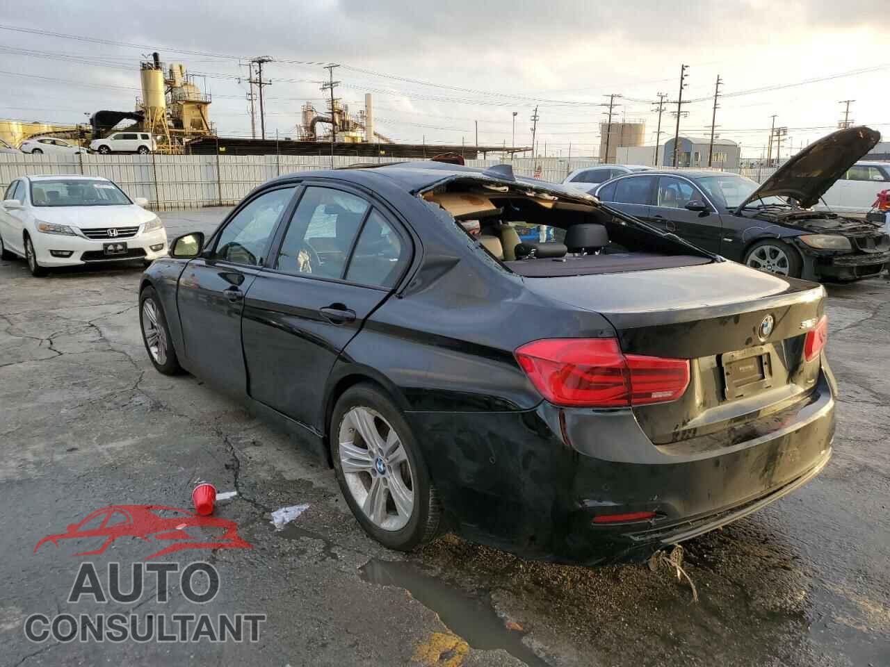 BMW 3 SERIES 2016 - WBA8E9G56GNT84192