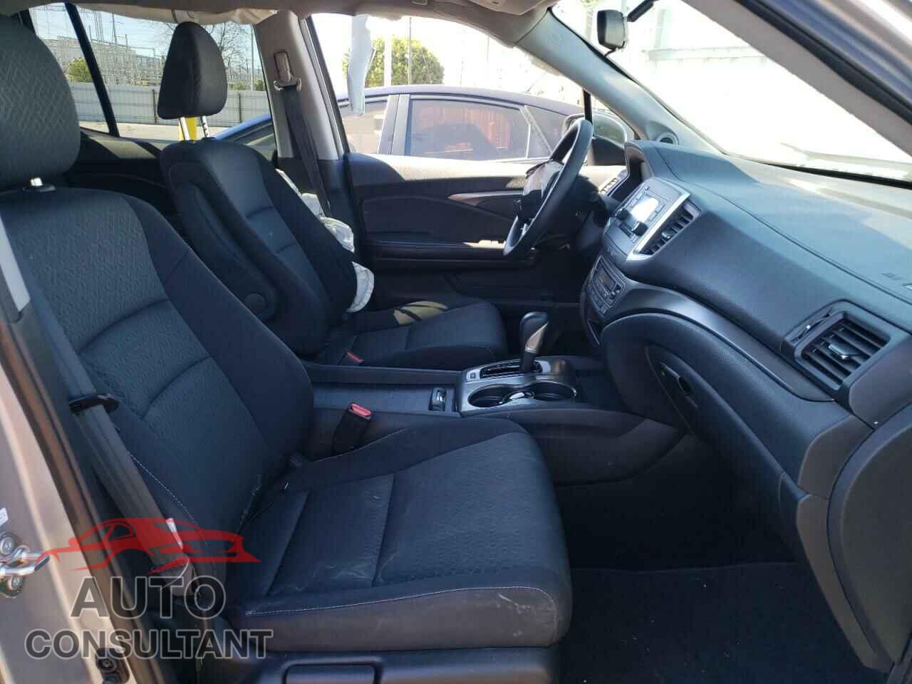 HONDA RIDGELINE 2017 - 5FPYK2F46HB010572