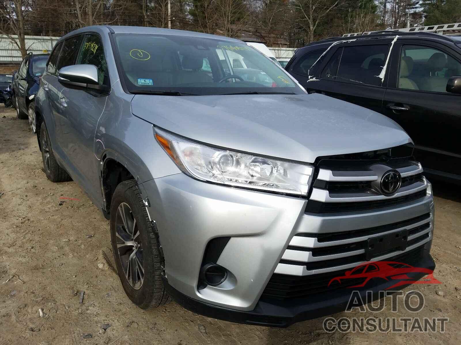 TOYOTA HIGHLANDER 2018 - 5TDBZRFH9JS872059