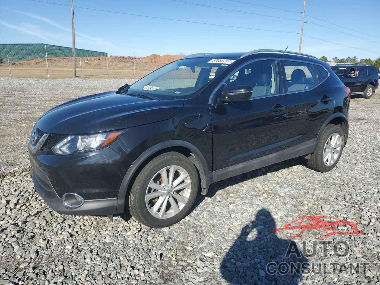 NISSAN ROGUE 2017 - JN1BJ1CR4HW140098