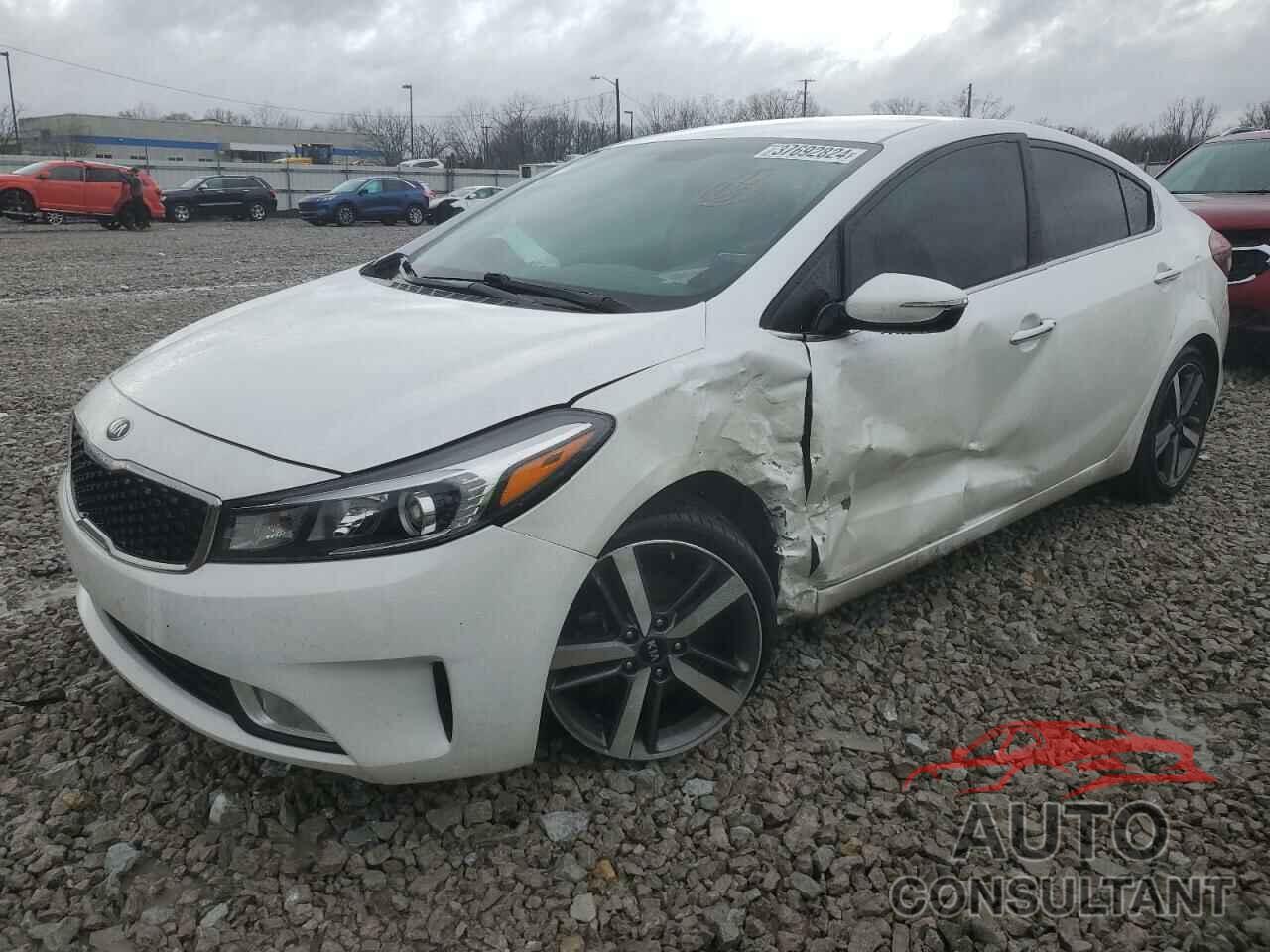 KIA FORTE 2018 - 3KPFL4A86JE244550