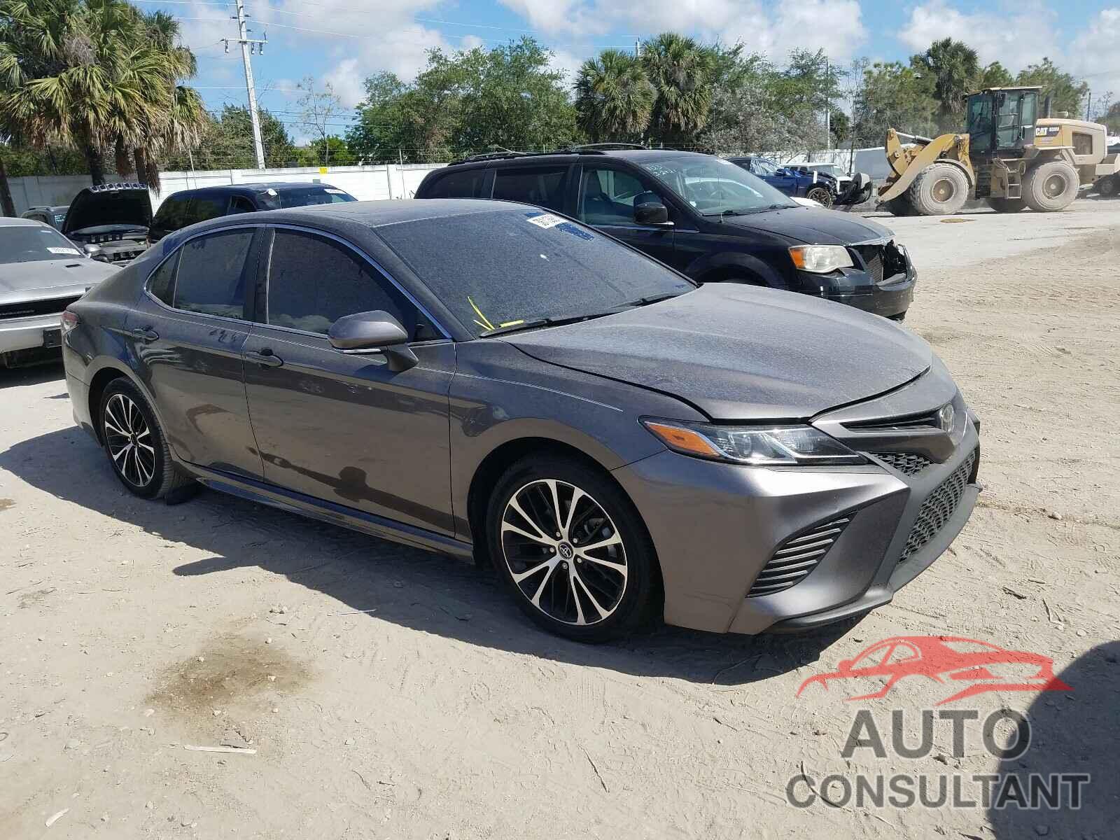 TOYOTA CAMRY 2019 - 4T1B11HK1KU804218