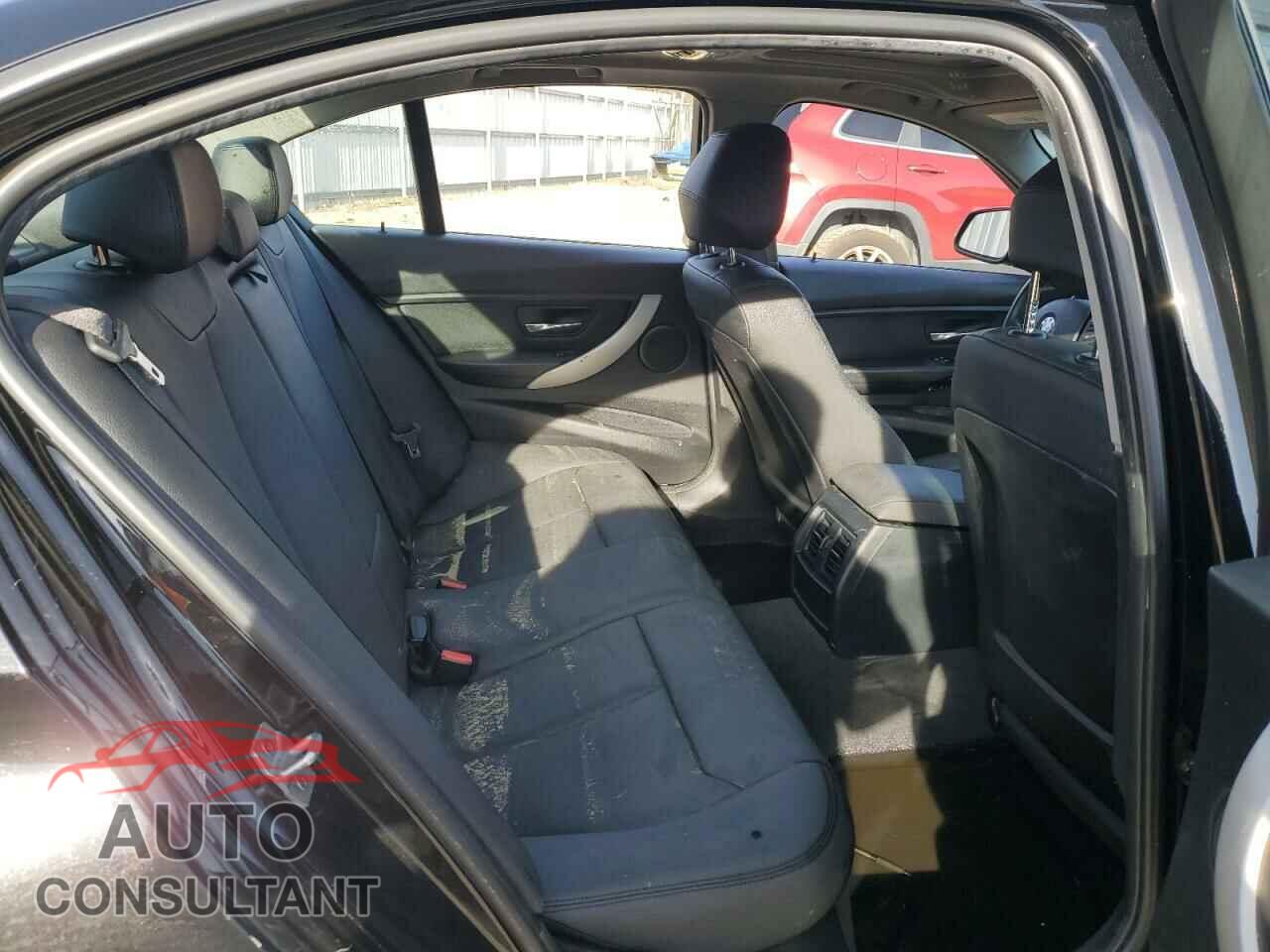 BMW 3 SERIES 2016 - WBA8E5G54GNU19627