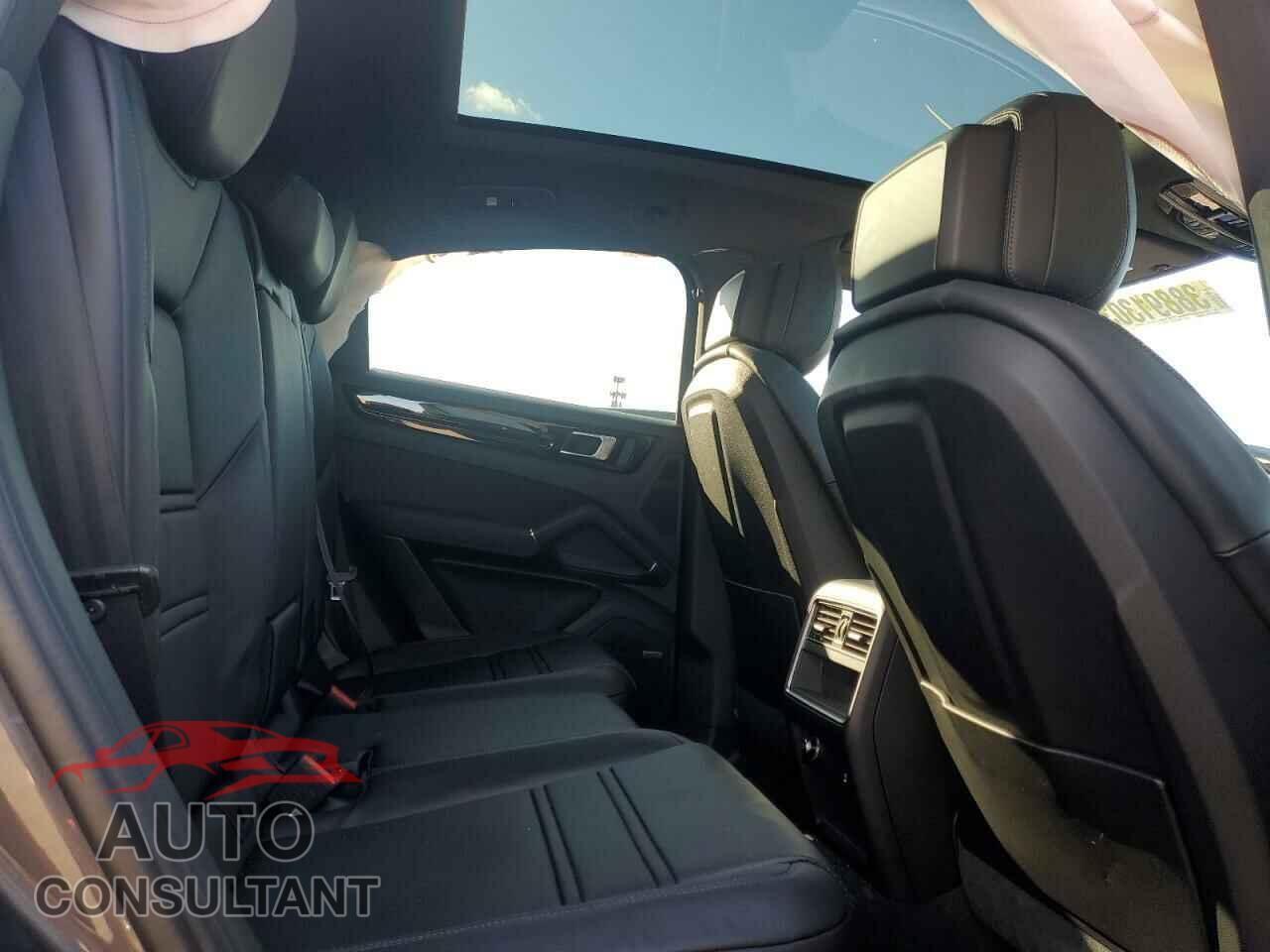 PORSCHE CAYENNE 2023 - WP1BA2AYXPDA25379