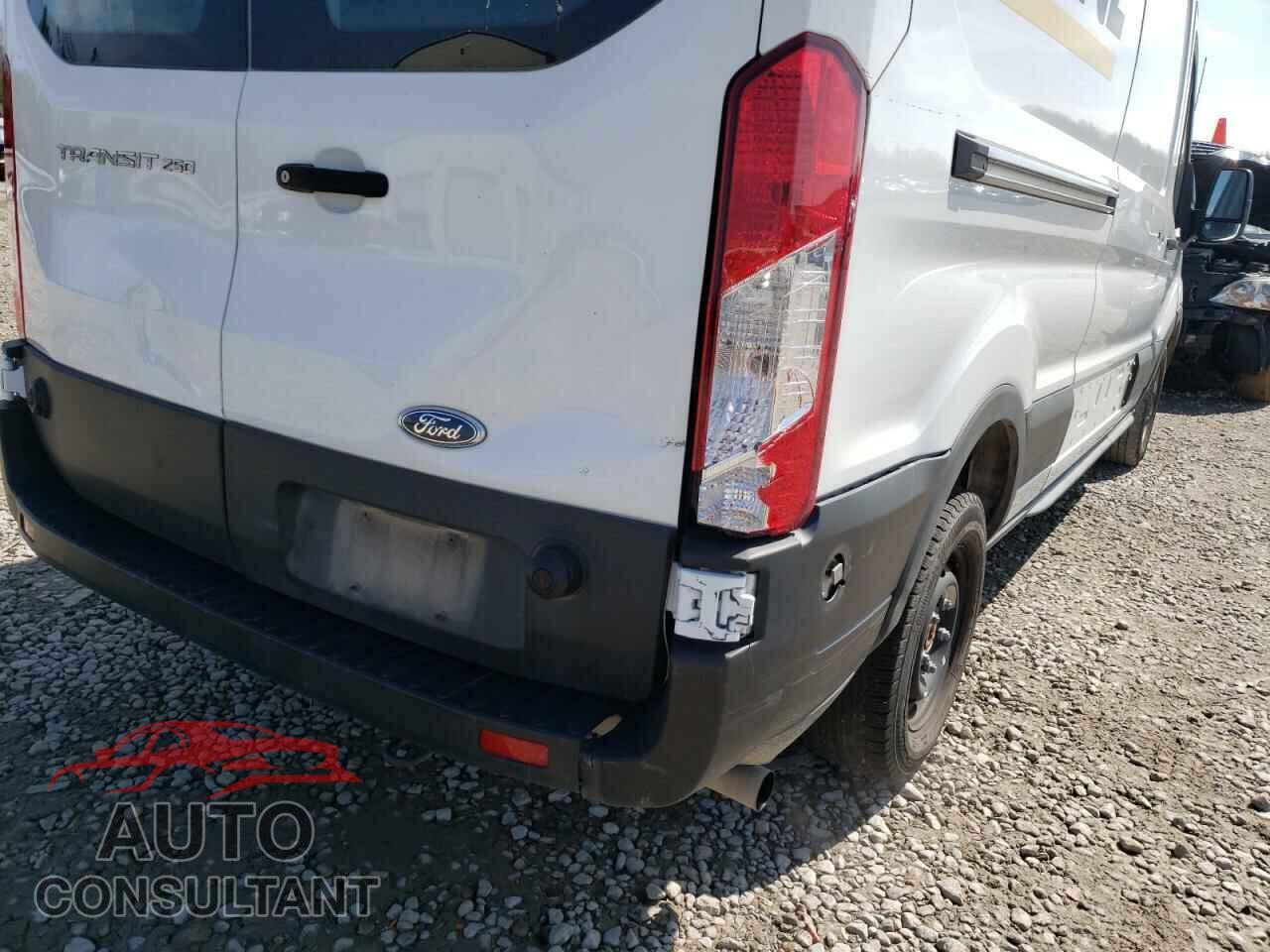 FORD TRANSIT CO 2020 - 1FTBR1C86LKA59620