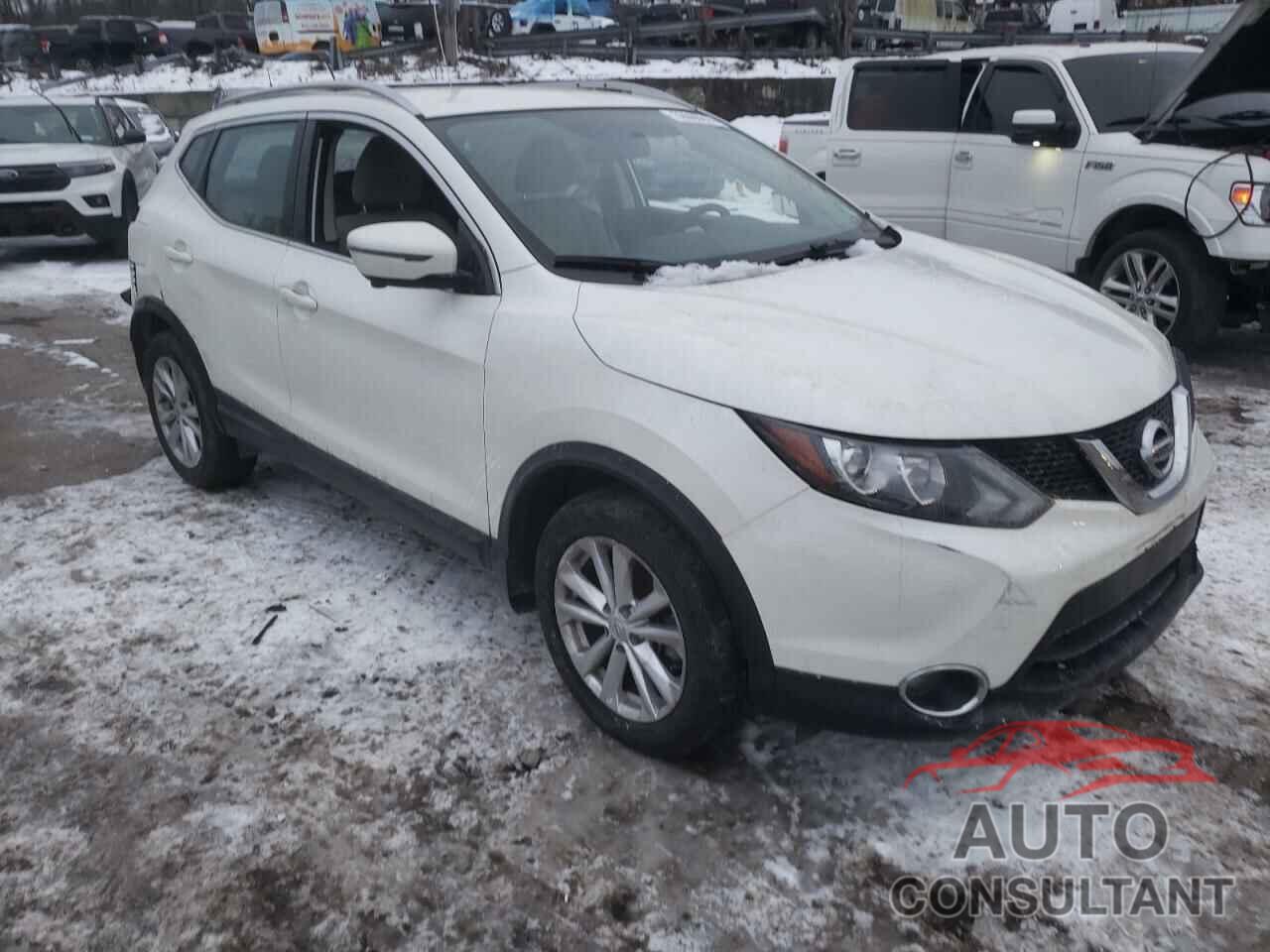 NISSAN ROGUE 2018 - JN1BJ1CR0JW204479