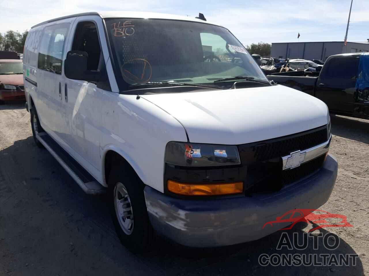 CHEVROLET EXPRESS 2020 - 1GCWGAFG1L1214946