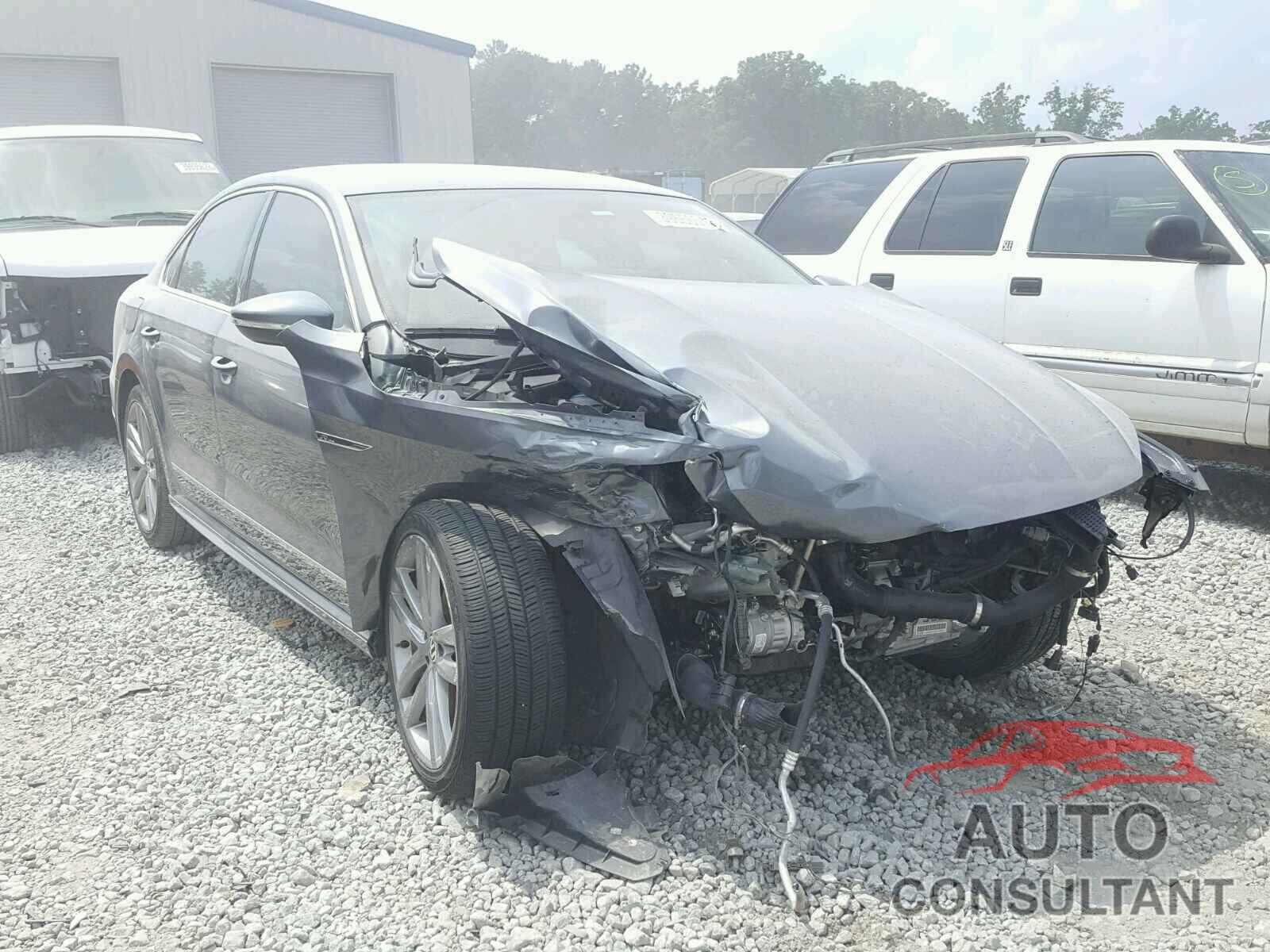 VOLKSWAGEN PASSAT 2017 - 1VWDT7A32HC081276