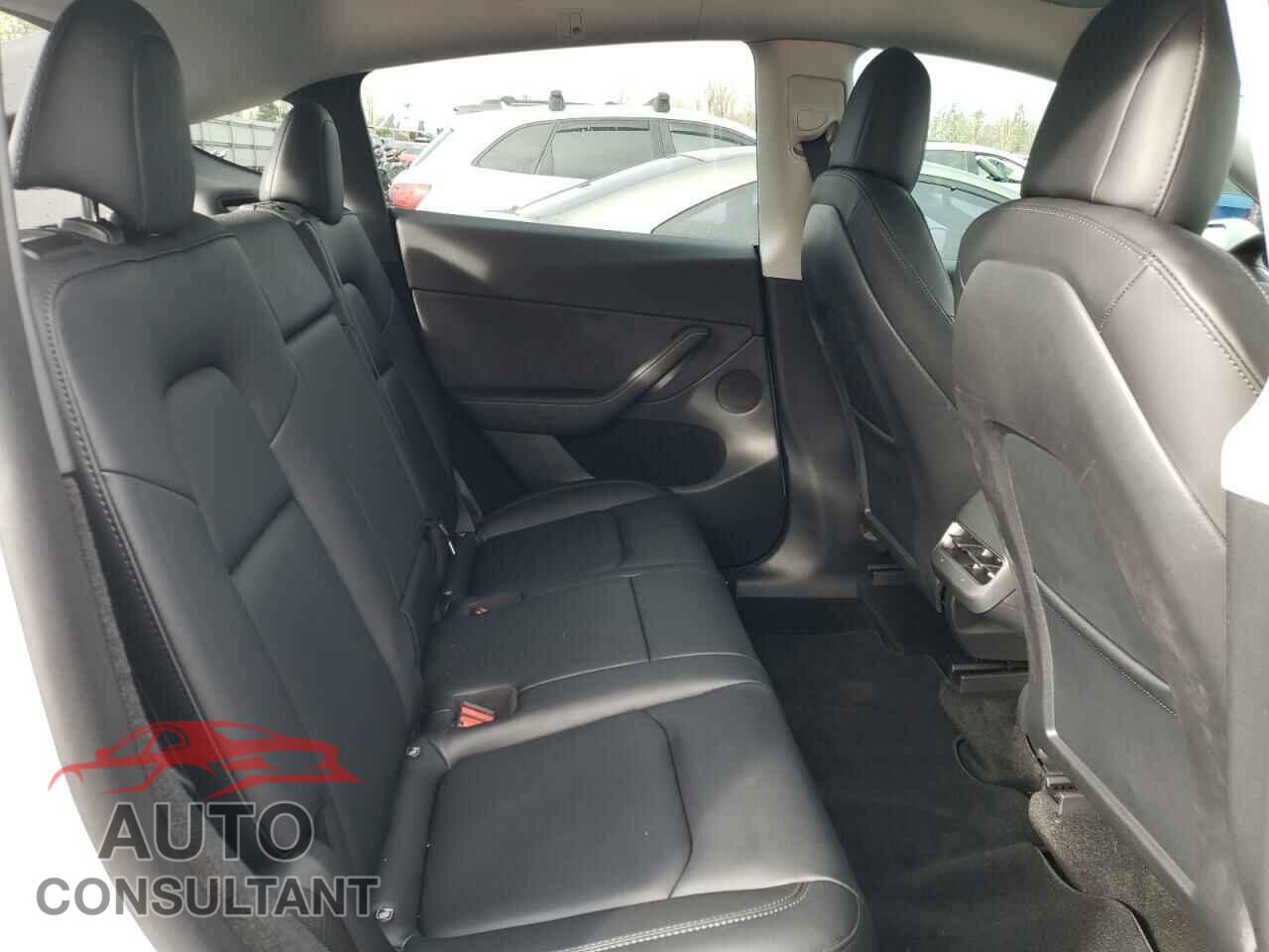 TESLA MODEL Y 2023 - 7SAYGDEE7PF591632