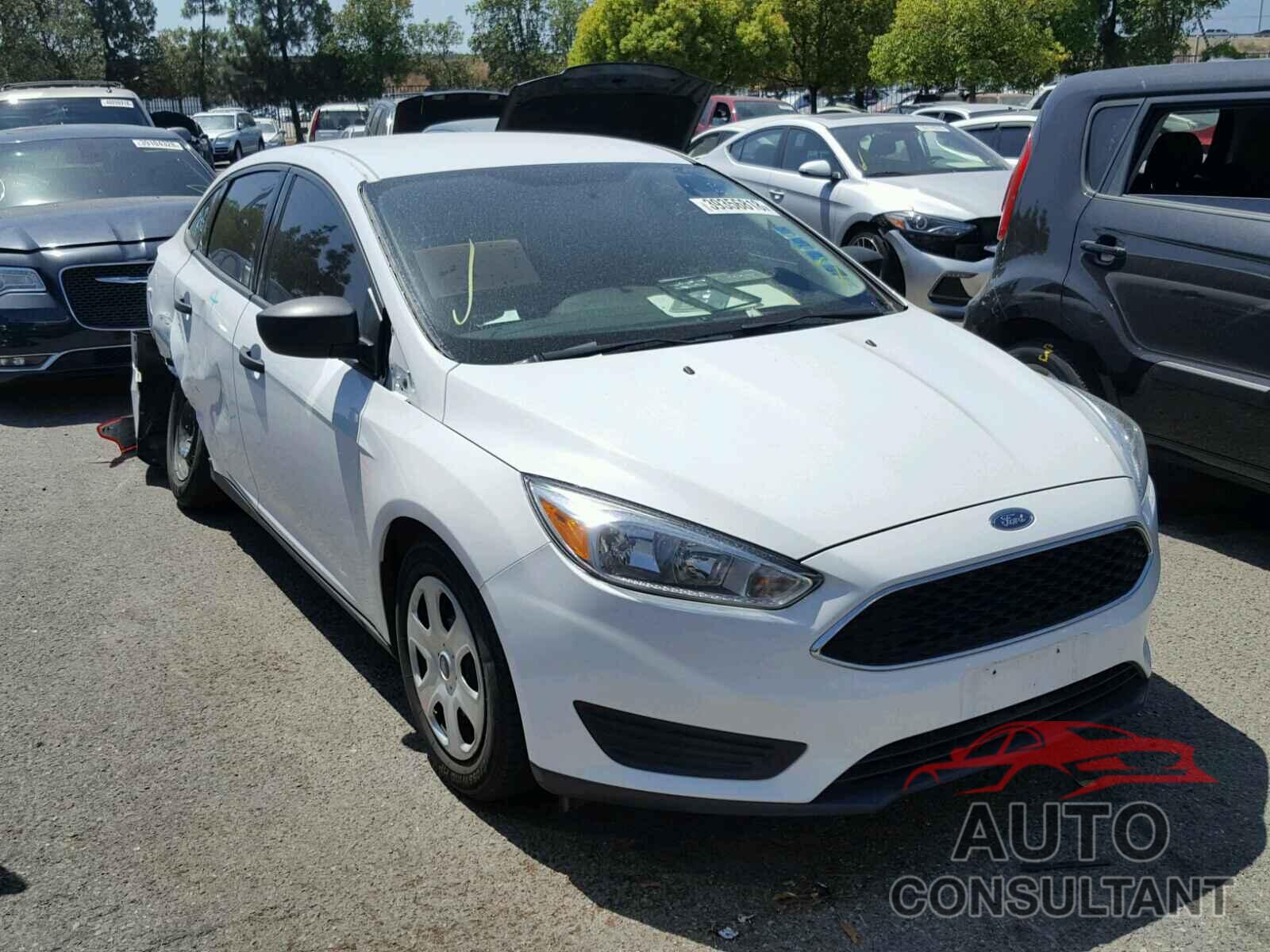FORD FOCUS 2015 - 1FADP3E28FL369629