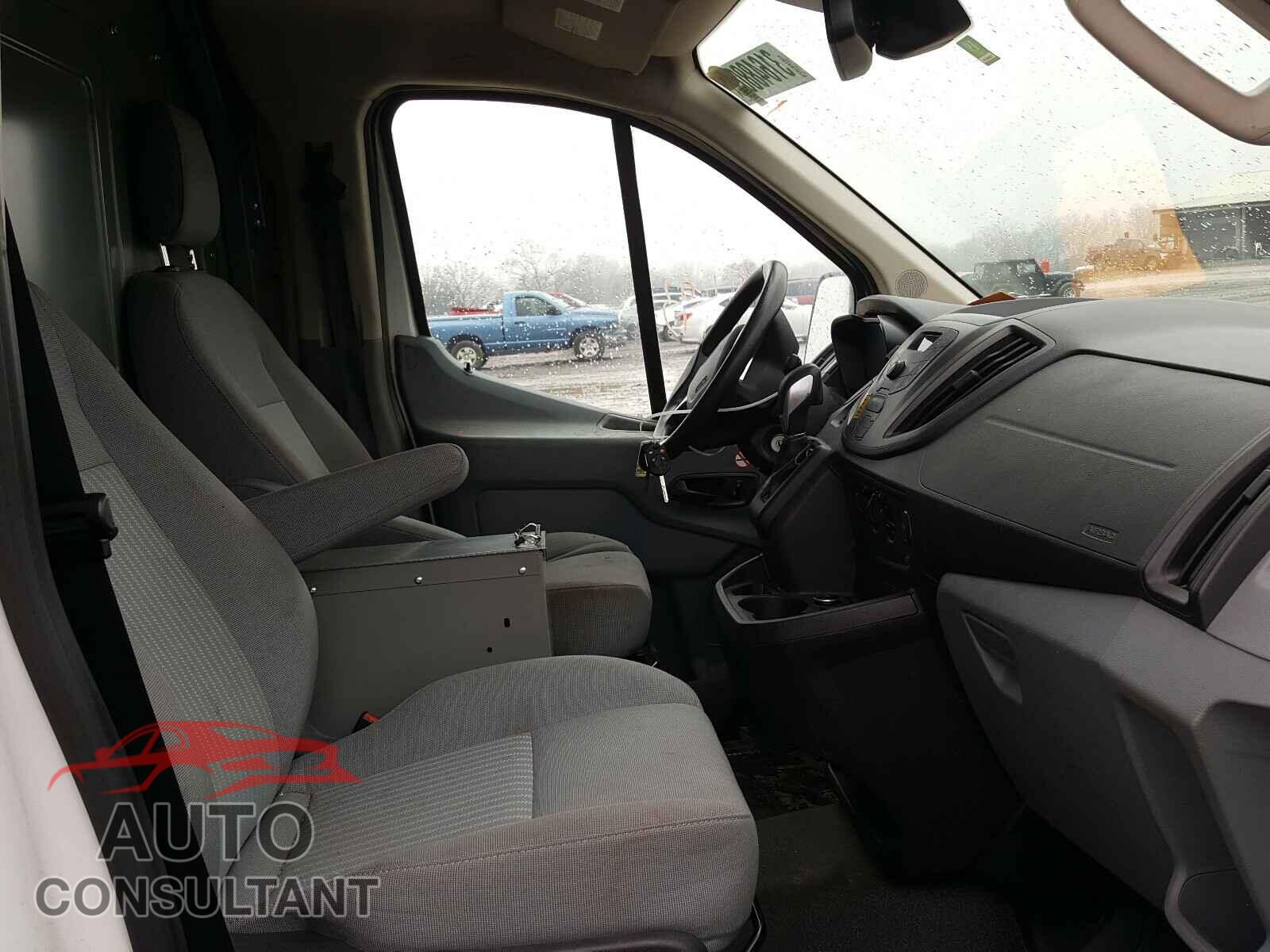 FORD TRANSIT CO 2016 - 1FTYR1YM9GKB10680