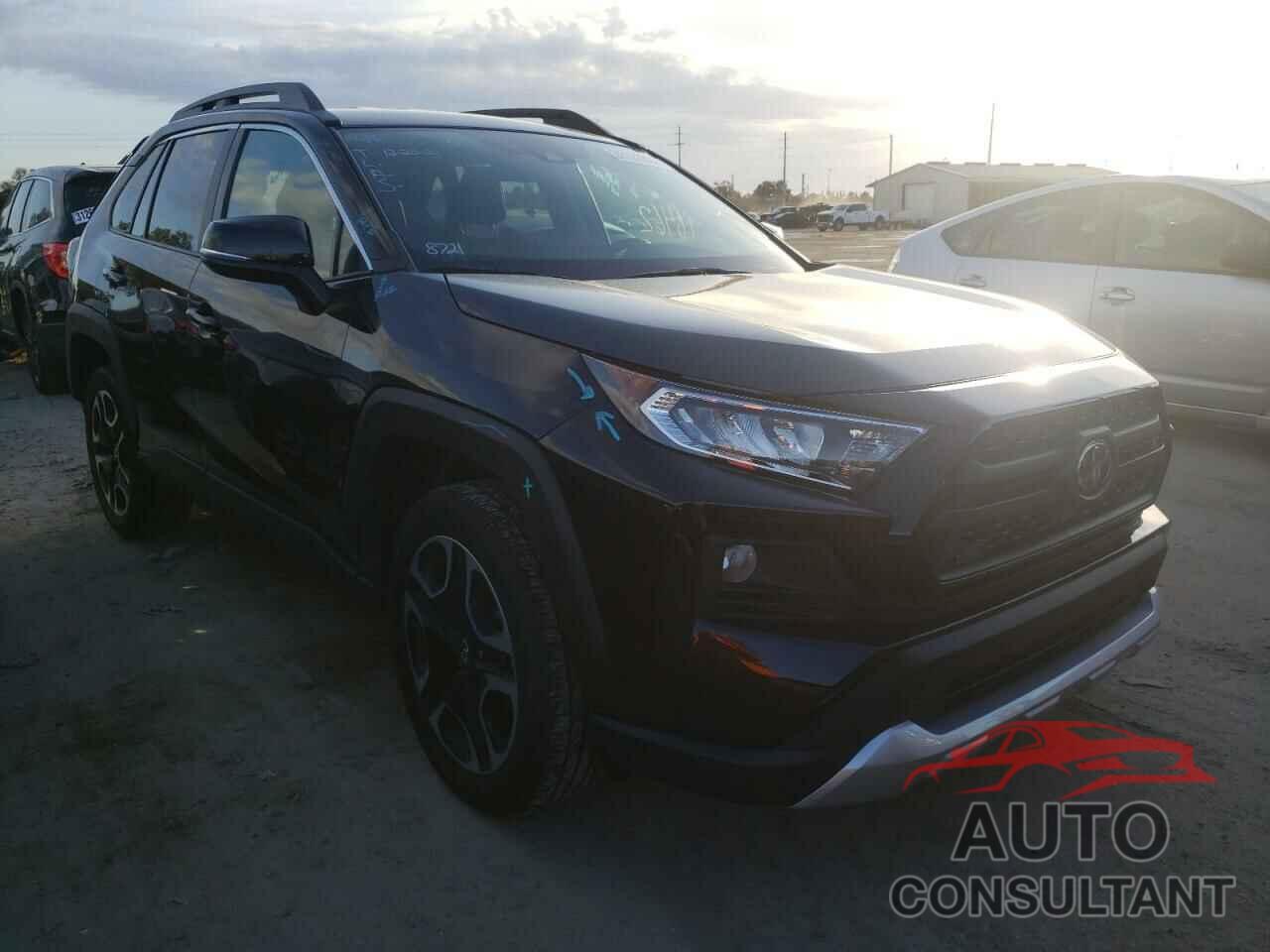 TOYOTA RAV4 2020 - 2T3J1RFV2LC128721