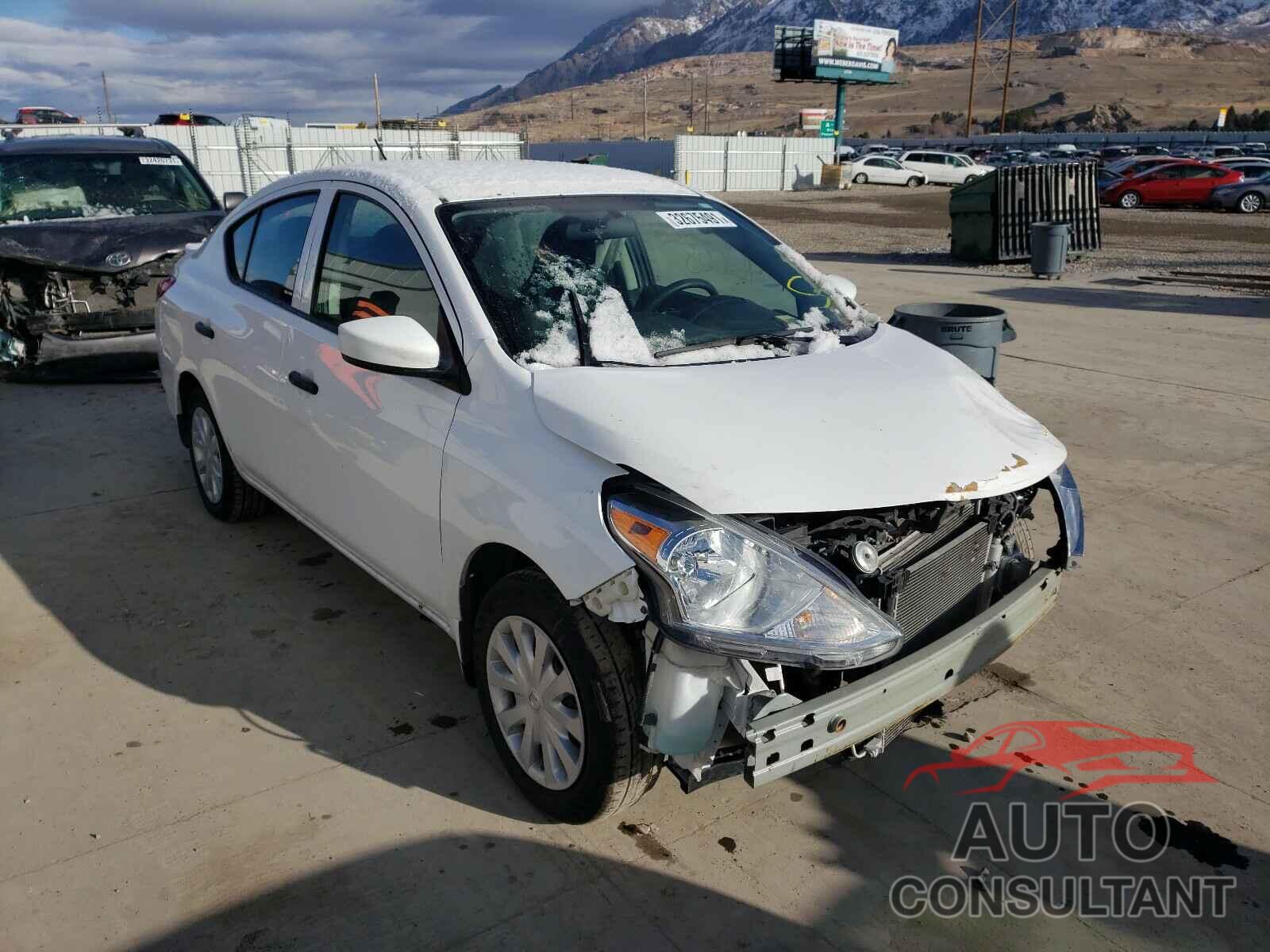 NISSAN VERSA 2017 - 3N1CN7AP4HL848984