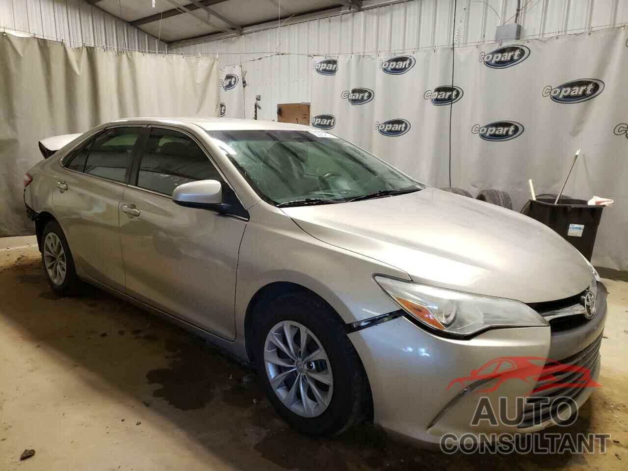 TOYOTA CAMRY 2016 - WVGSV7AX3HK028353