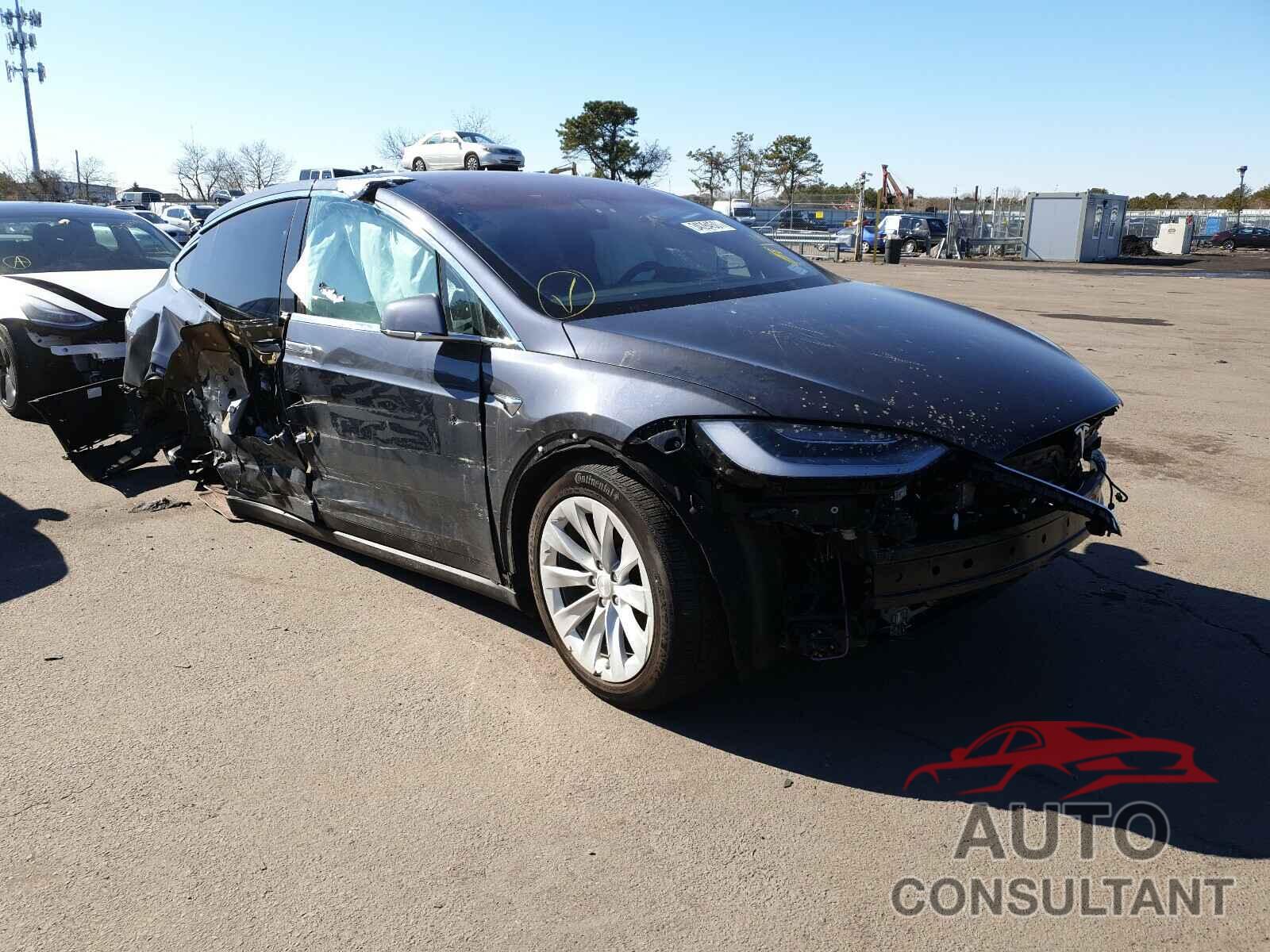 TESLA MODEL X 2020 - 5YJXCDE23LF263063