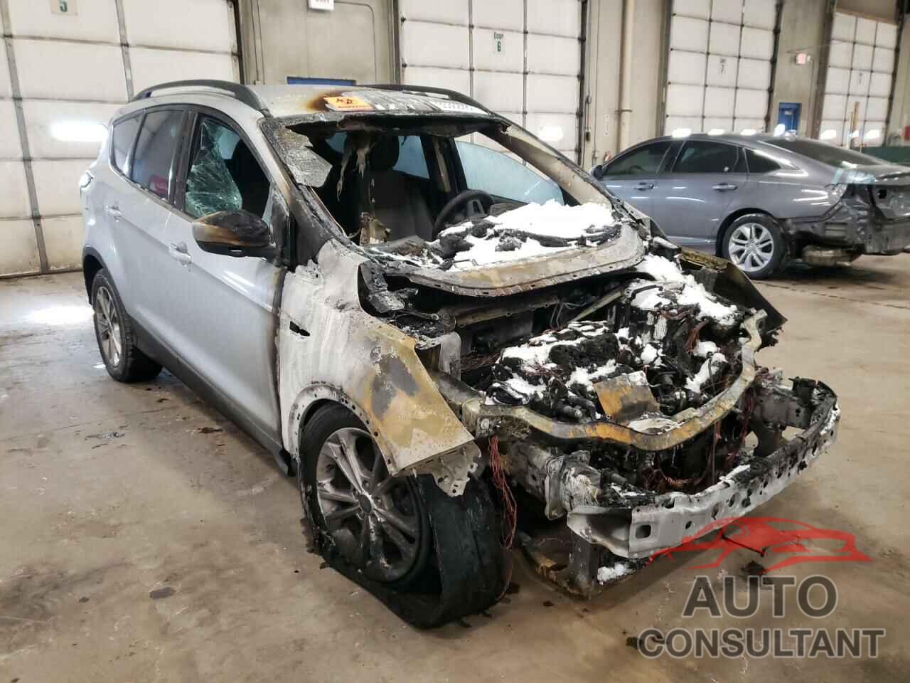 FORD ESCAPE 2018 - 1FMCU0GDXJUC08337