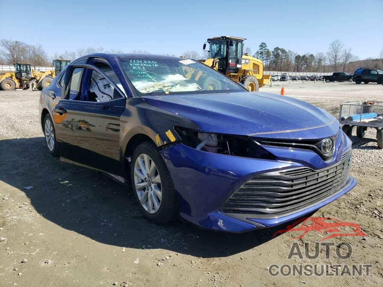 TOYOTA CAMRY 2018 - 4T1B11HK9JU587337
