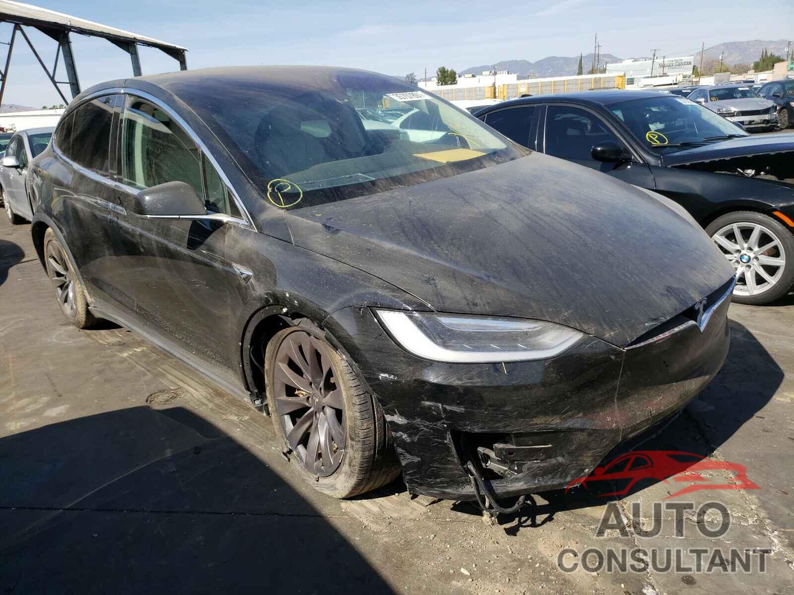 TESLA MODEL X 2017 - 5YJXCAE25HF068250