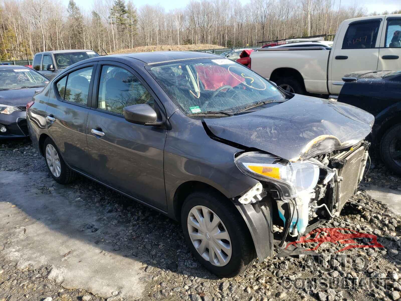 NISSAN VERSA 2017 - 3N1CN7AP3HL860074