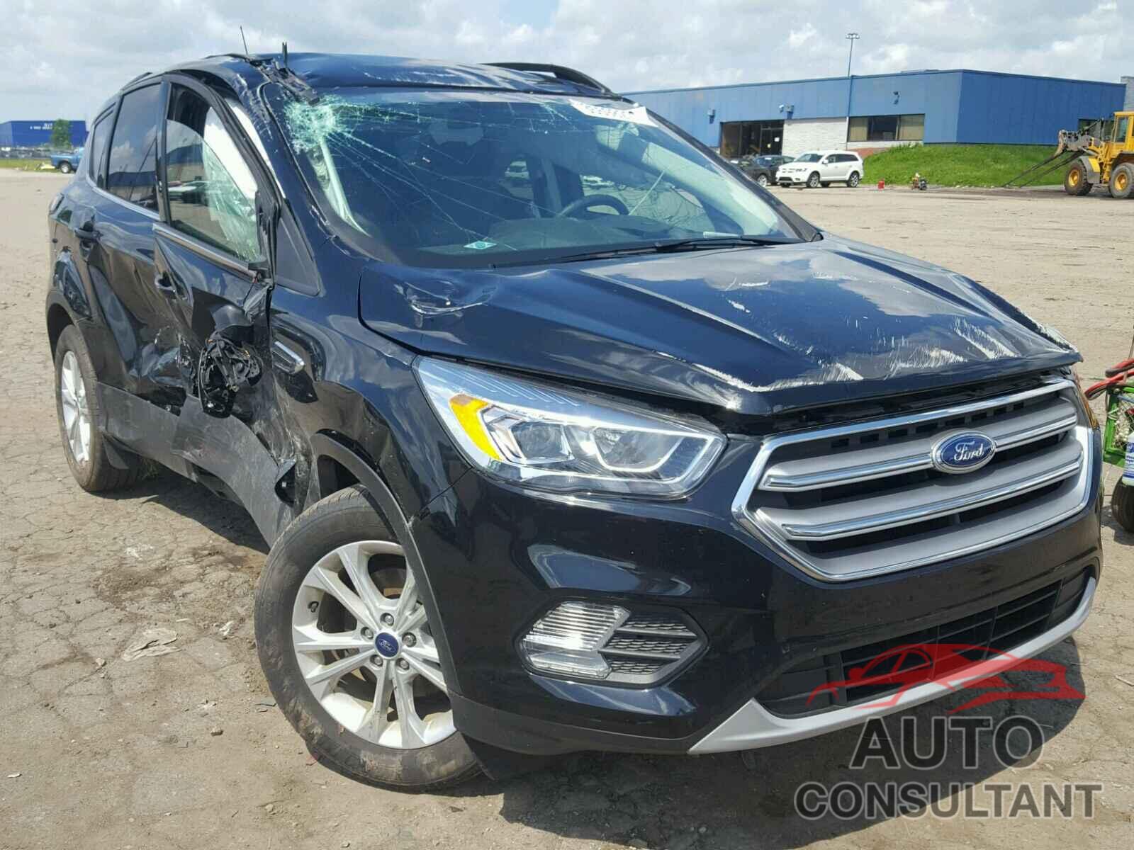 FORD ESCAPE 2017 - 1FMCU0GDXHUB77553