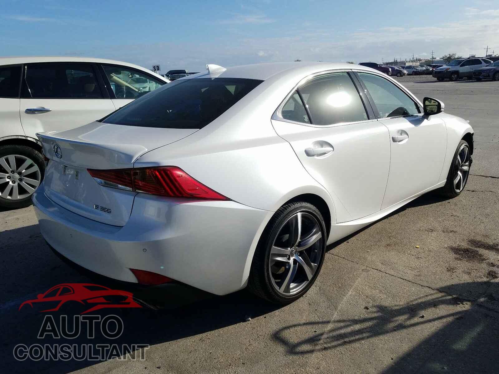 LEXUS IS 2019 - JTHBA1D20K5084249