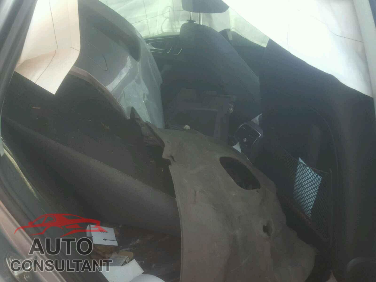 AUDI A6 2016 - WAUGFAFC4GN006124