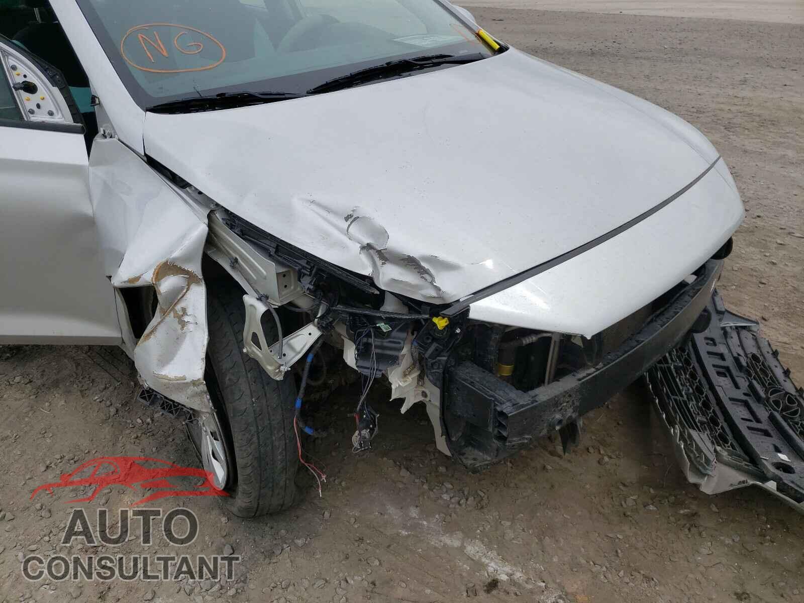 HYUNDAI ACCENT 2019 - 3KPC24A33KE069234