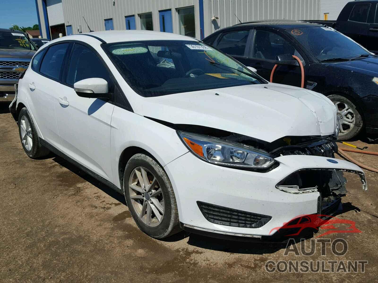 FORD FOCUS 2015 - 1FADP3K24FL202723