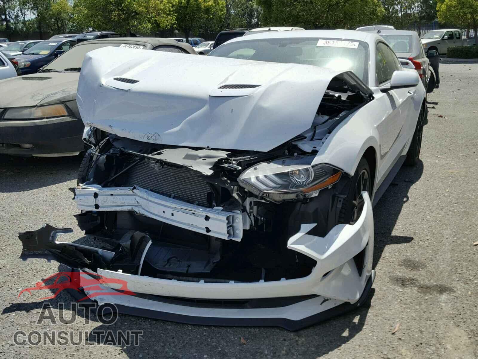FORD MUSTANG 2018 - 1FA6P8TH3J5132220