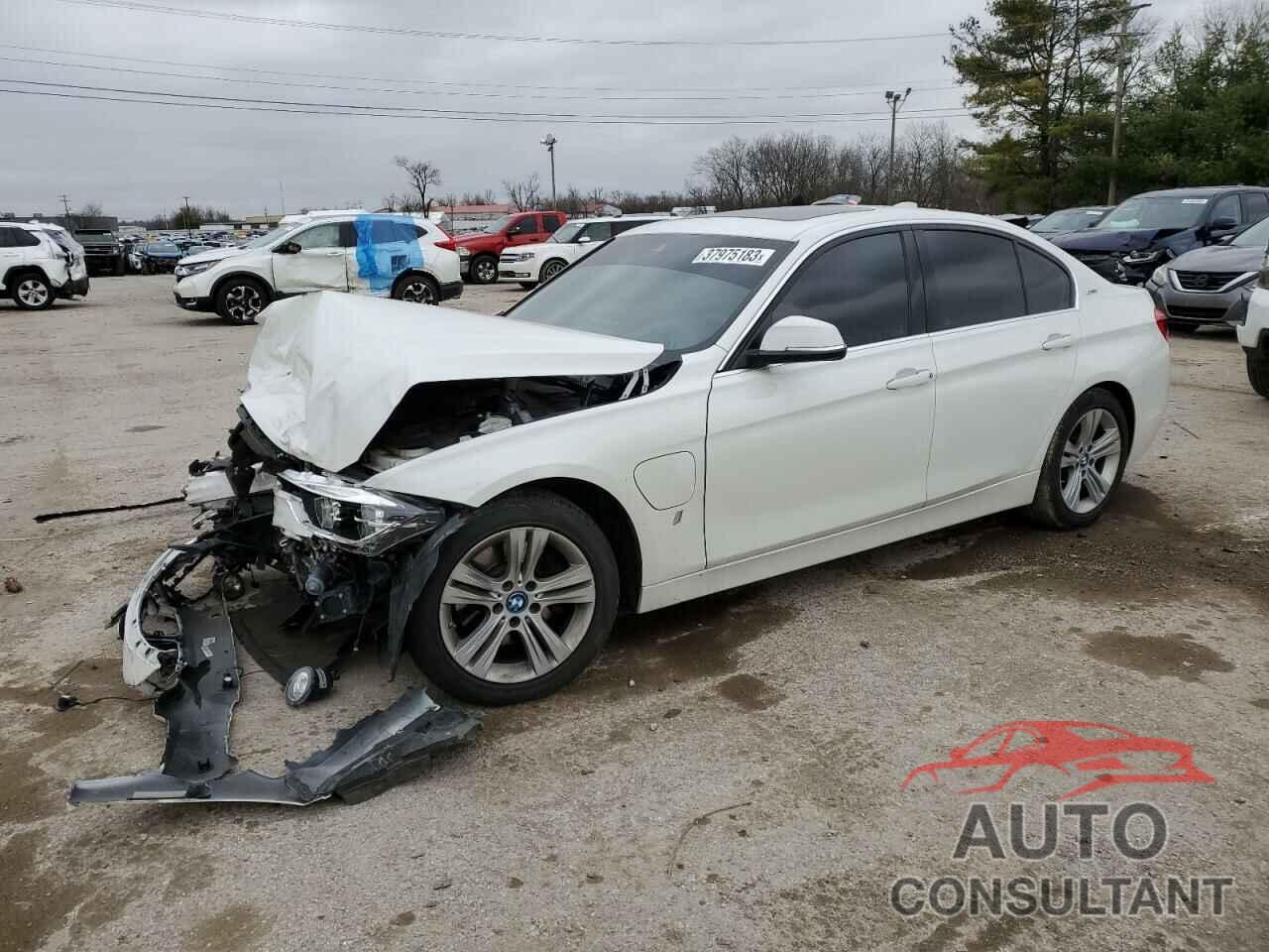 BMW 3 SERIES 2018 - WBA8E1C54JA177807