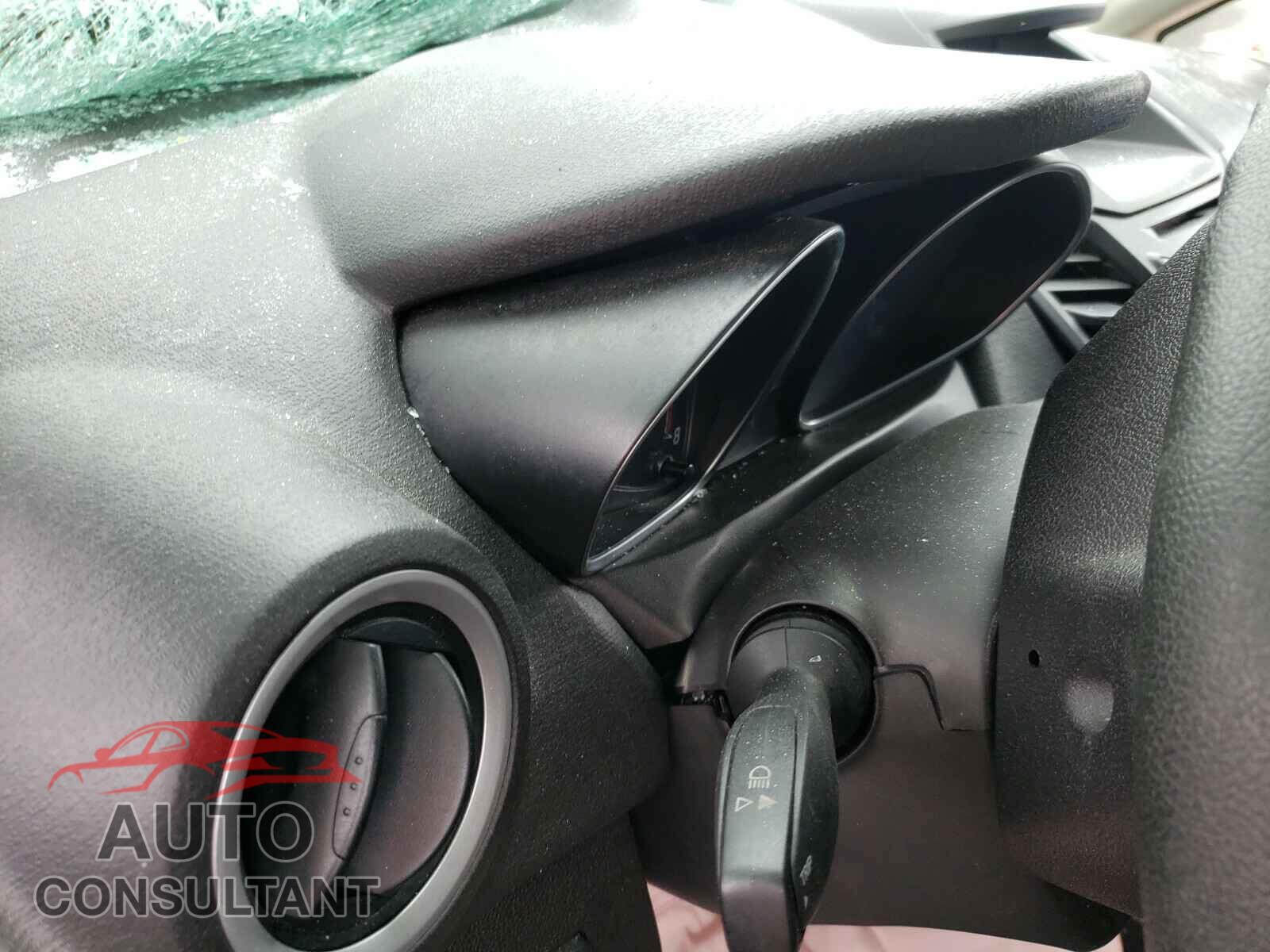 FORD FIESTA 2017 - 3FADP4EJ1HM165687