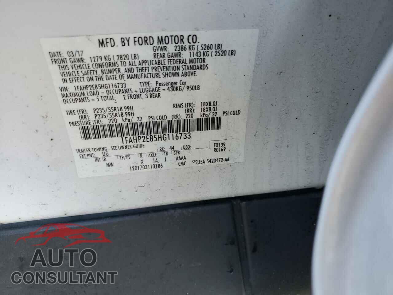 FORD TAURUS 2017 - 1FAHP2E85HG116733