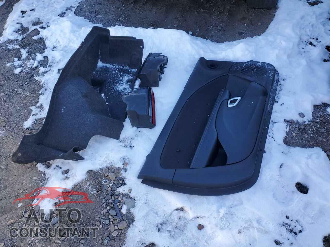 DODGE CHALLENGER 2019 - 2C3CDZAG1KH666501