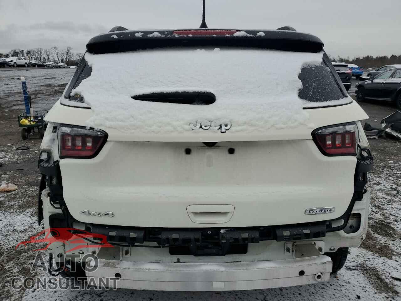 JEEP COMPASS 2018 - 3C4NJDBB1JT161938