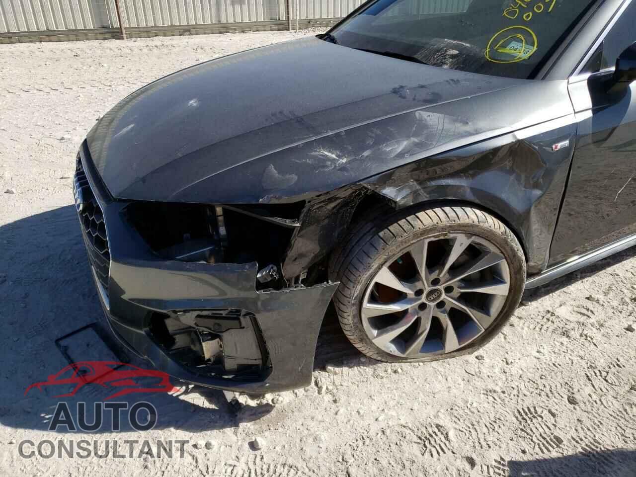 AUDI A4 2021 - WAUEAAF46MA040003