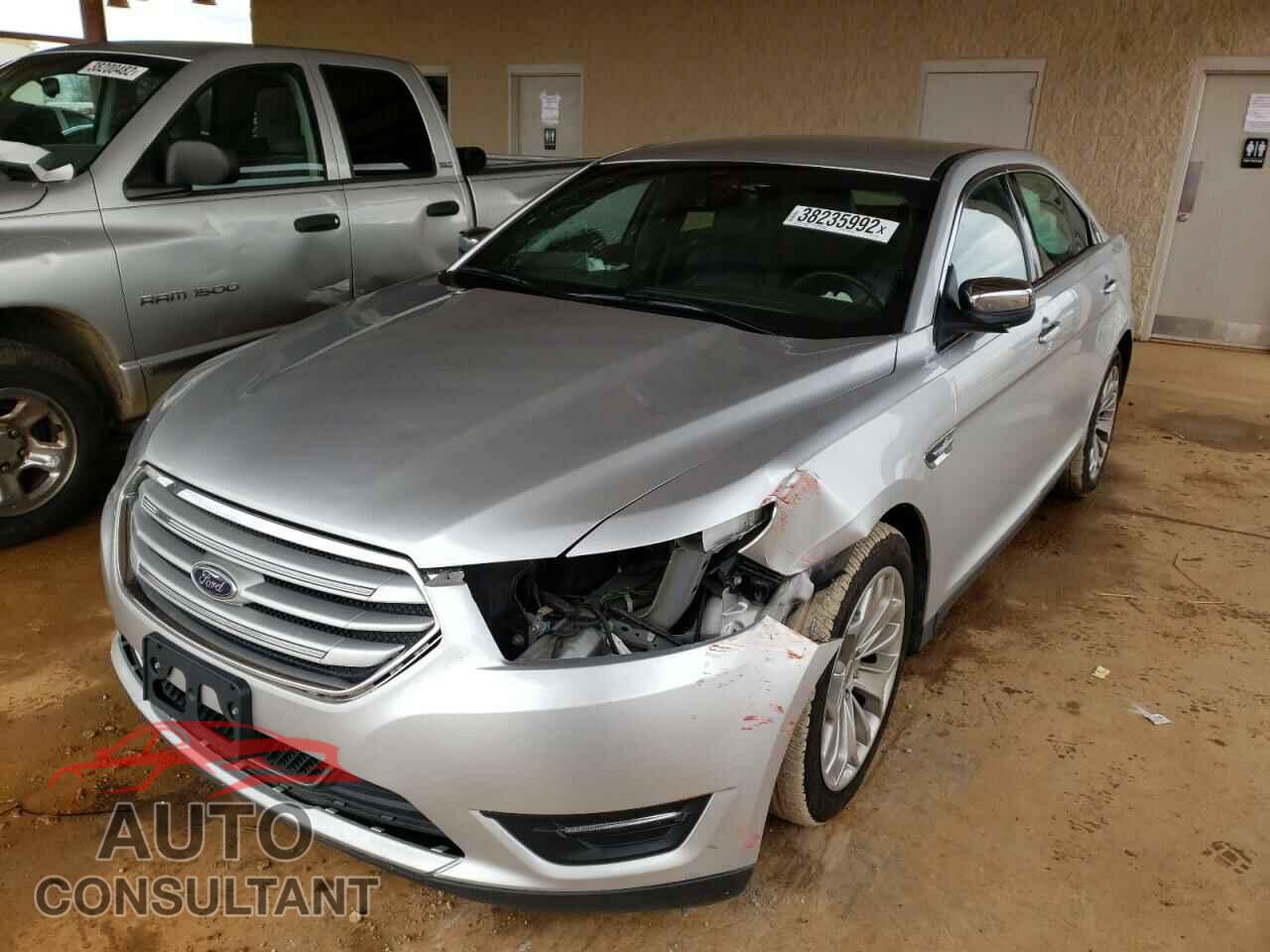 FORD TAURUS 2019 - 1FAHP2F81KG107548