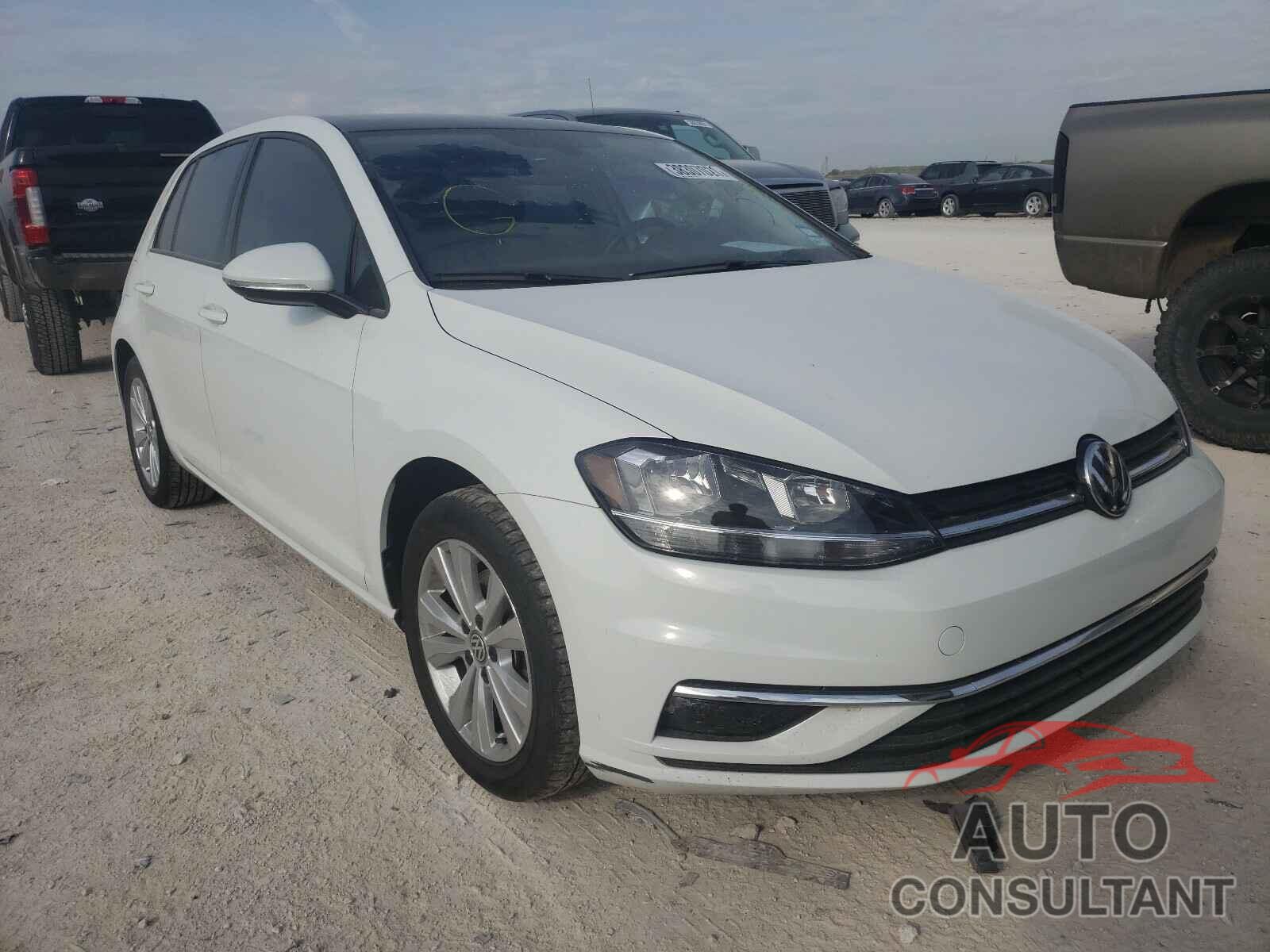 VOLKSWAGEN GOLF 2018 - 3VWG17AU9JM272452